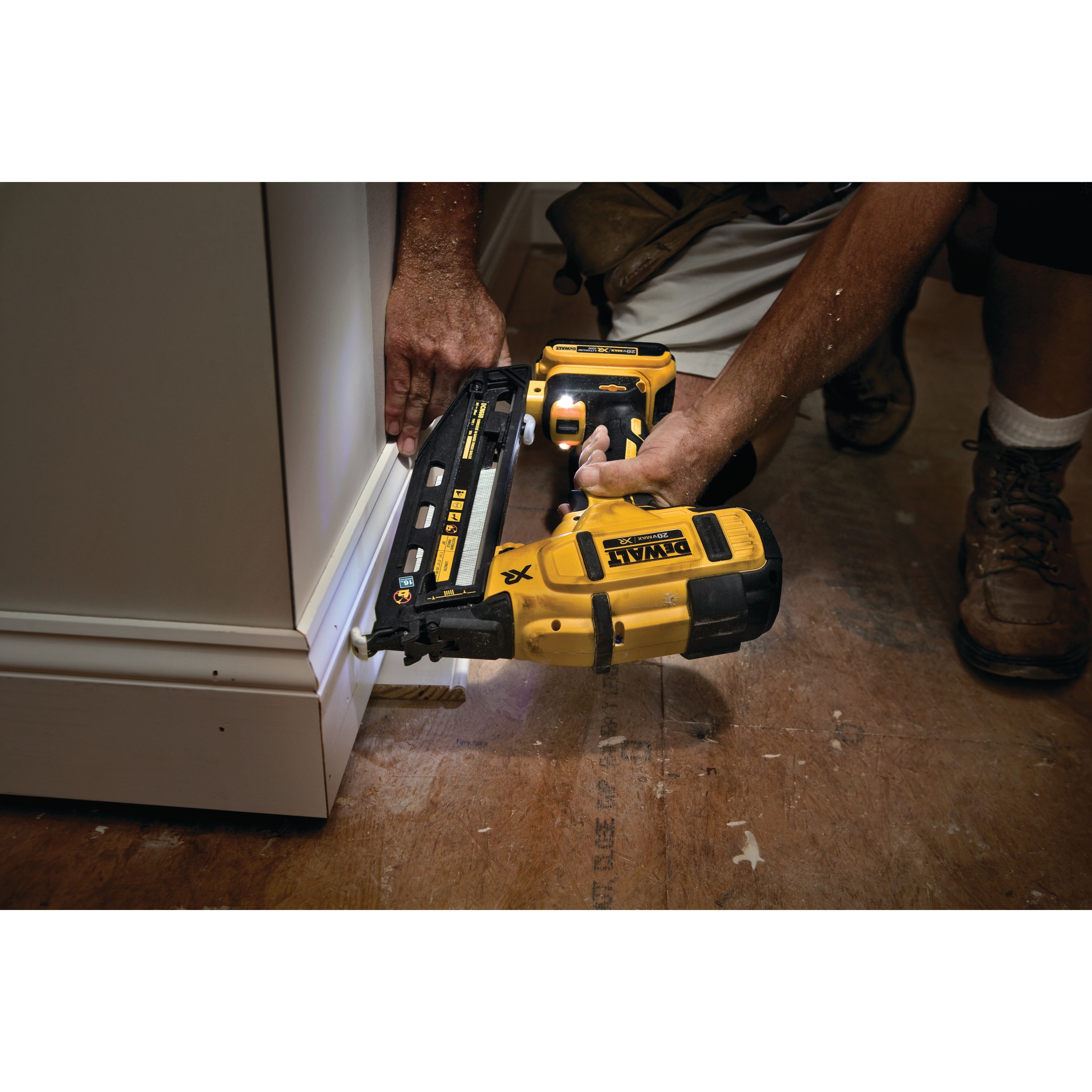 dewalt xr 16 gauge nailer