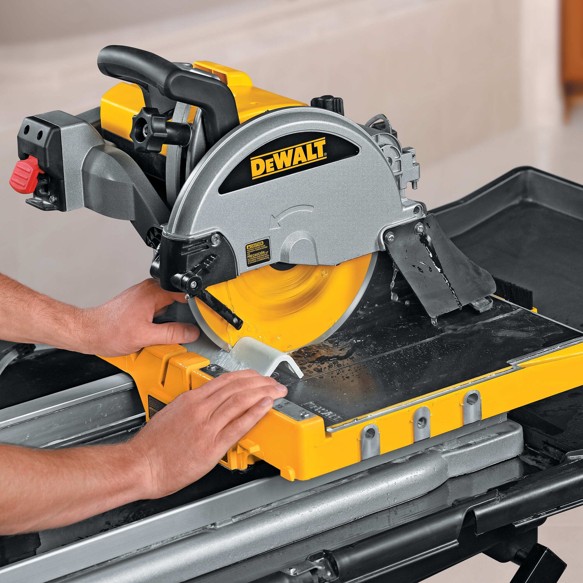 10 in. Heavy Duty Wet Tile Saw DEWALT