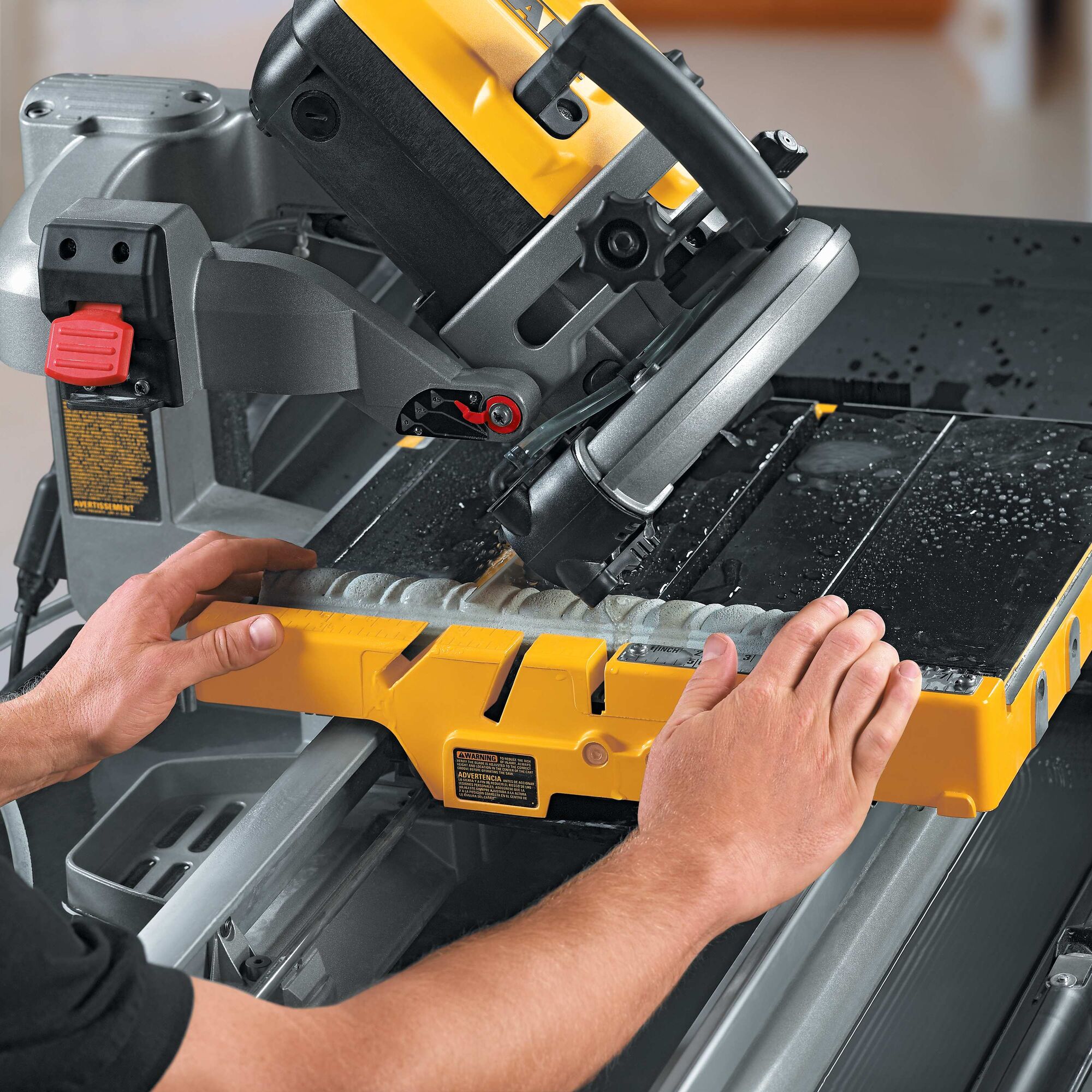 Dewalt cordless wet discount saw