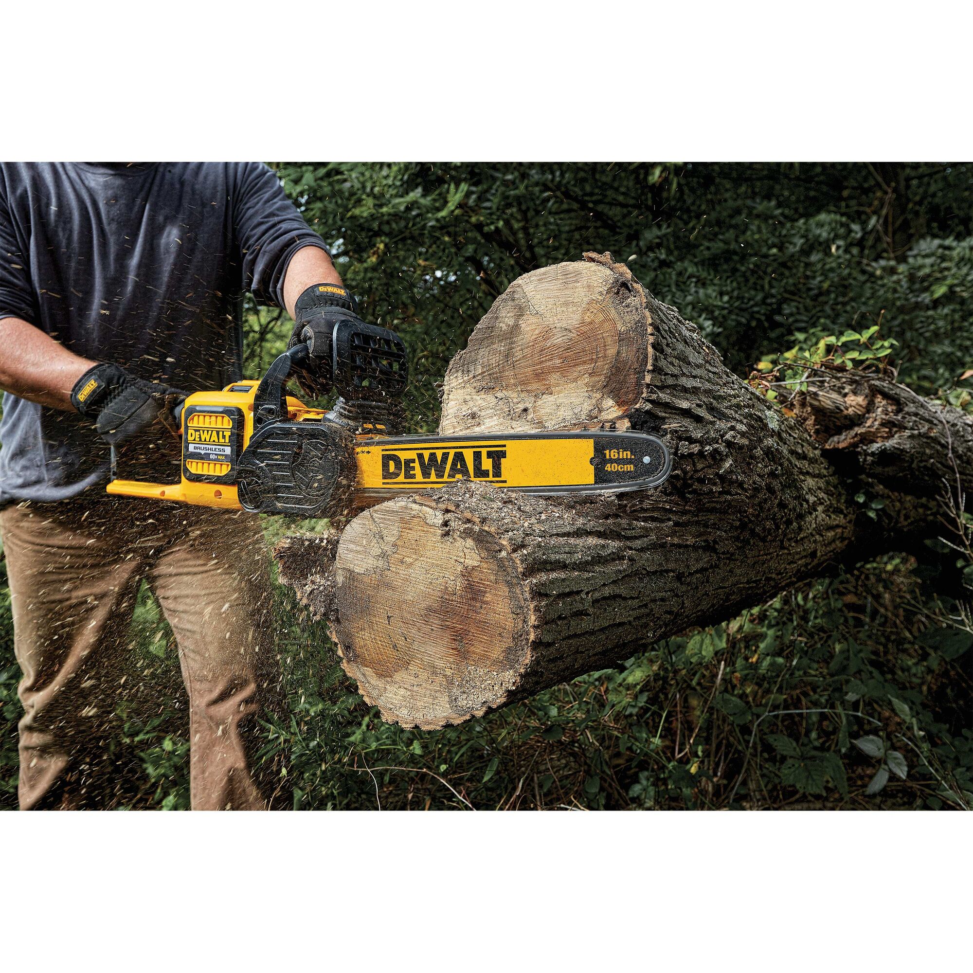 Dewalt 16 discount inch battery chainsaw