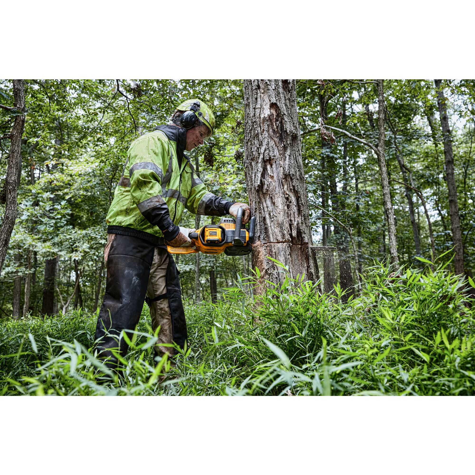 Dewalt chainsaw 60 online volt