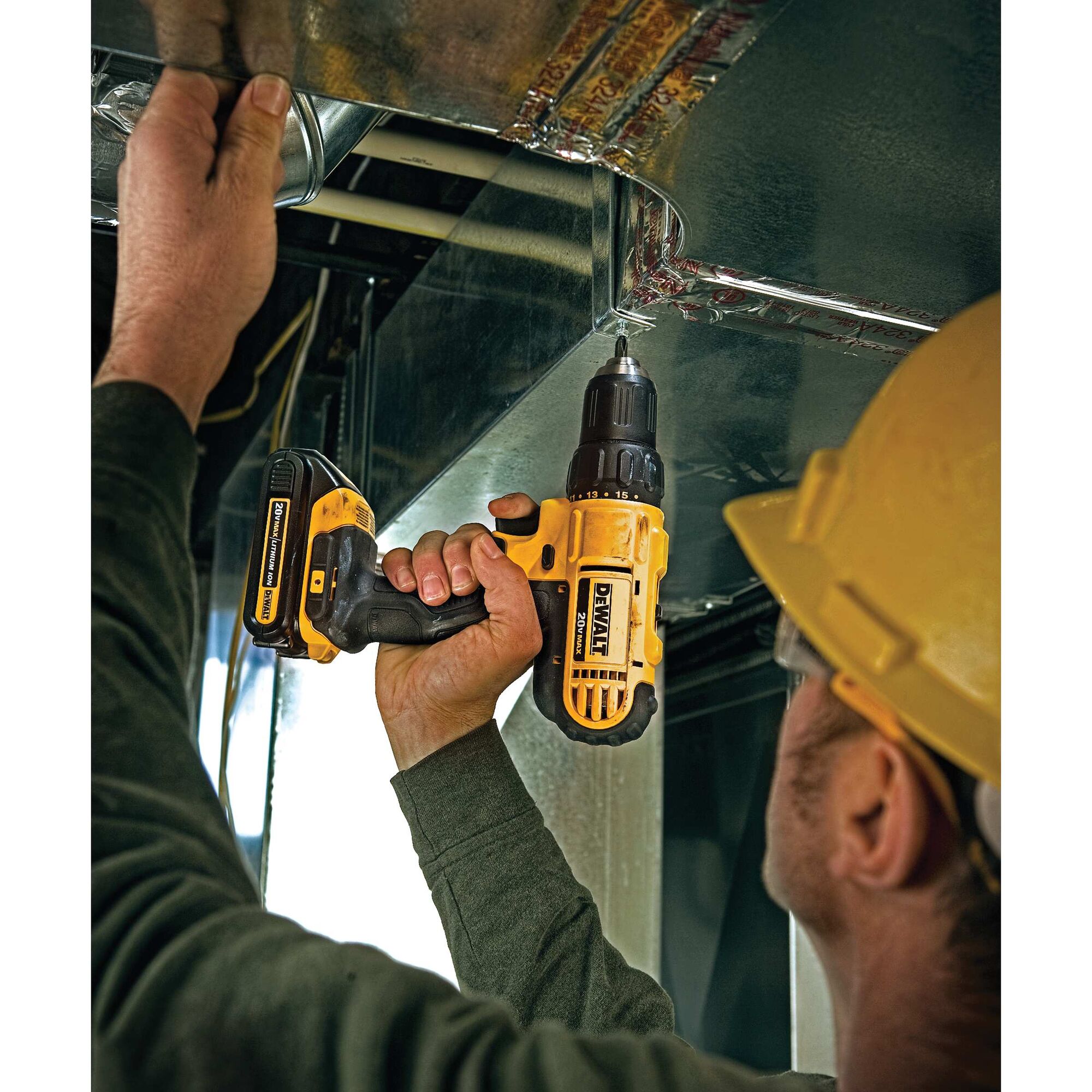 Dewalt cordless best sale drill dcd771c2