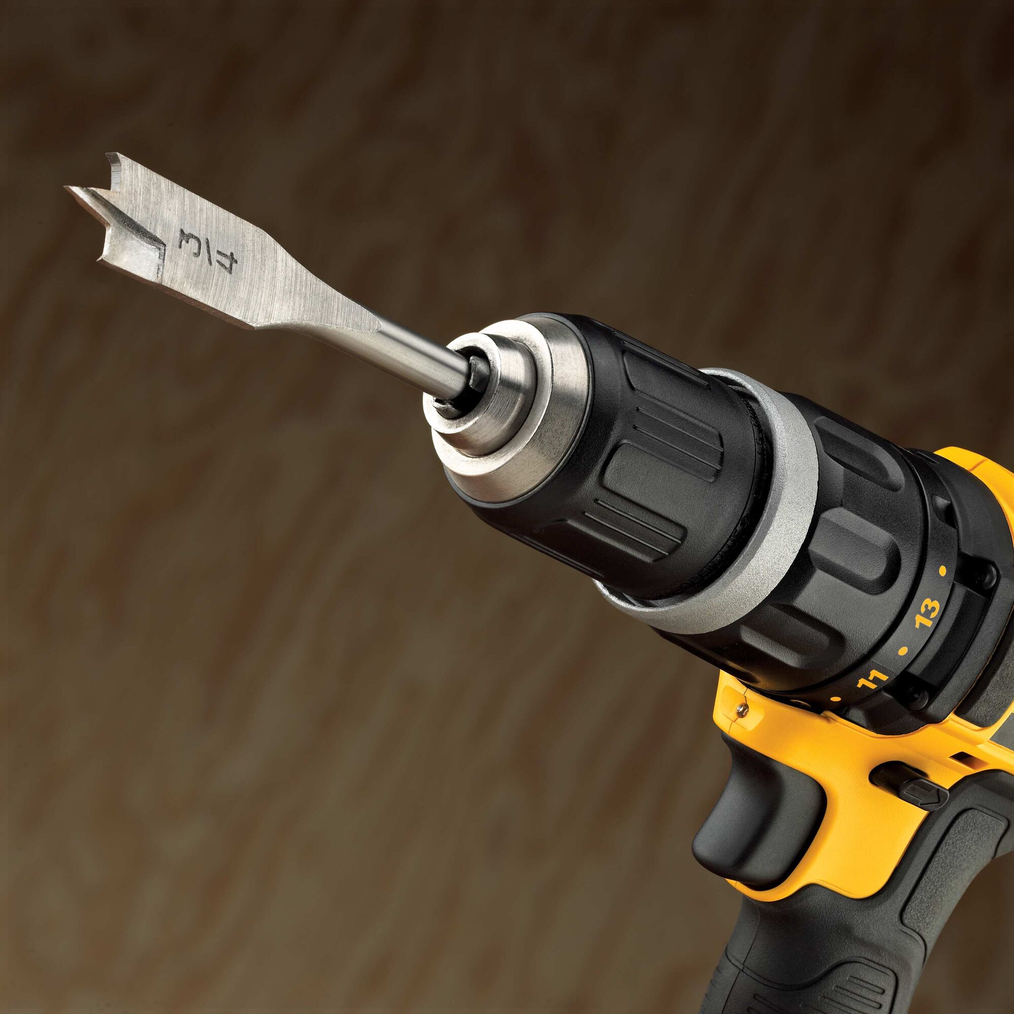 20V MAX* Compact Drill/Driver Kit | DEWALT