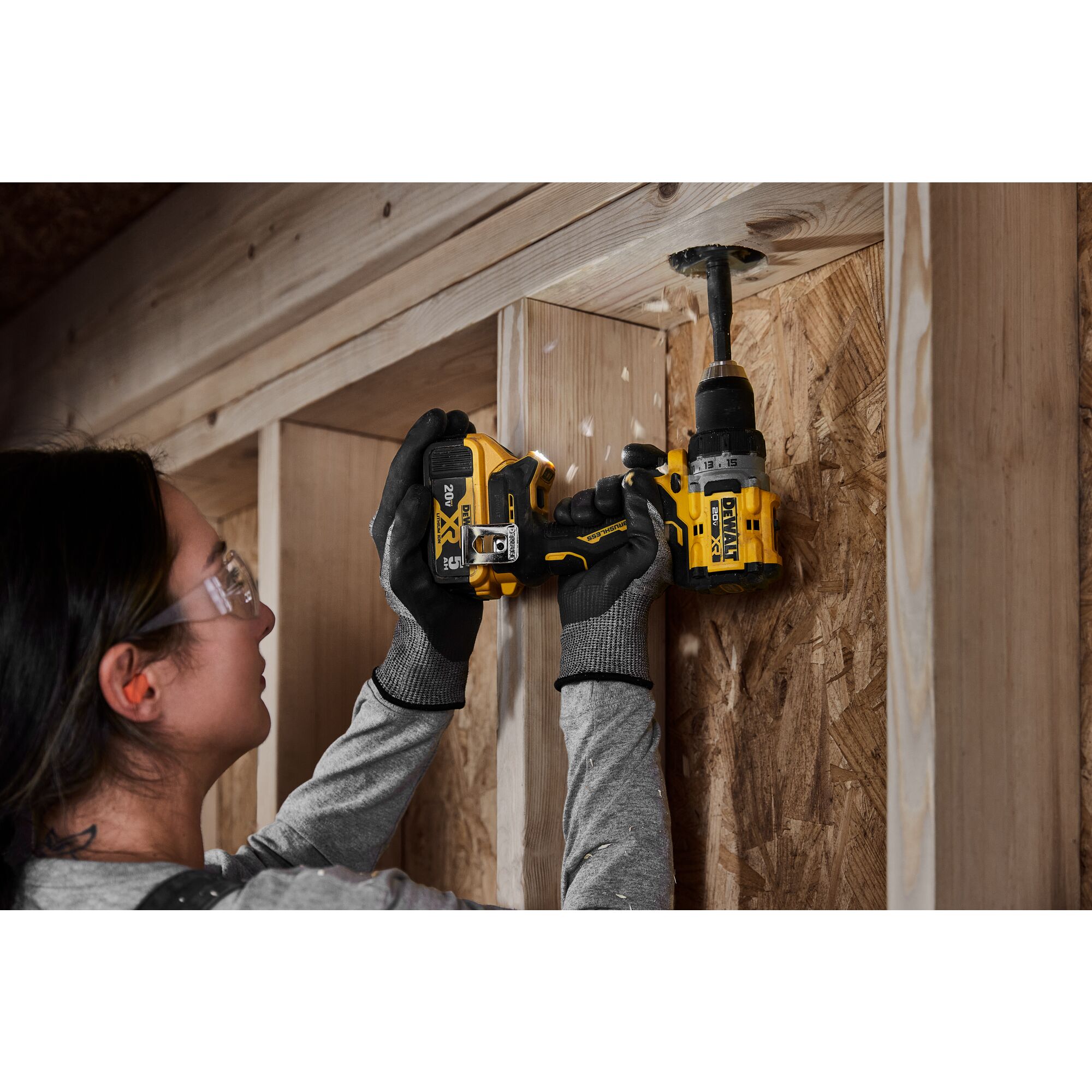 20V MAX XR Brushless Cordless 1 2 in. Drill Driver Kit DEWALT