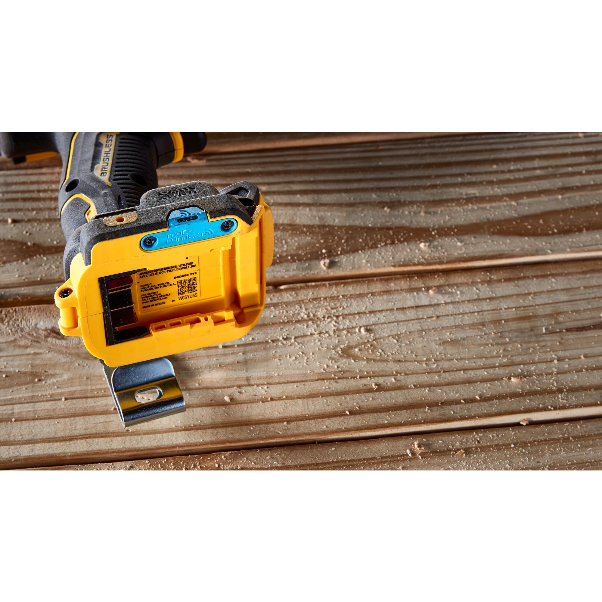 Dewalt drill light online stays on