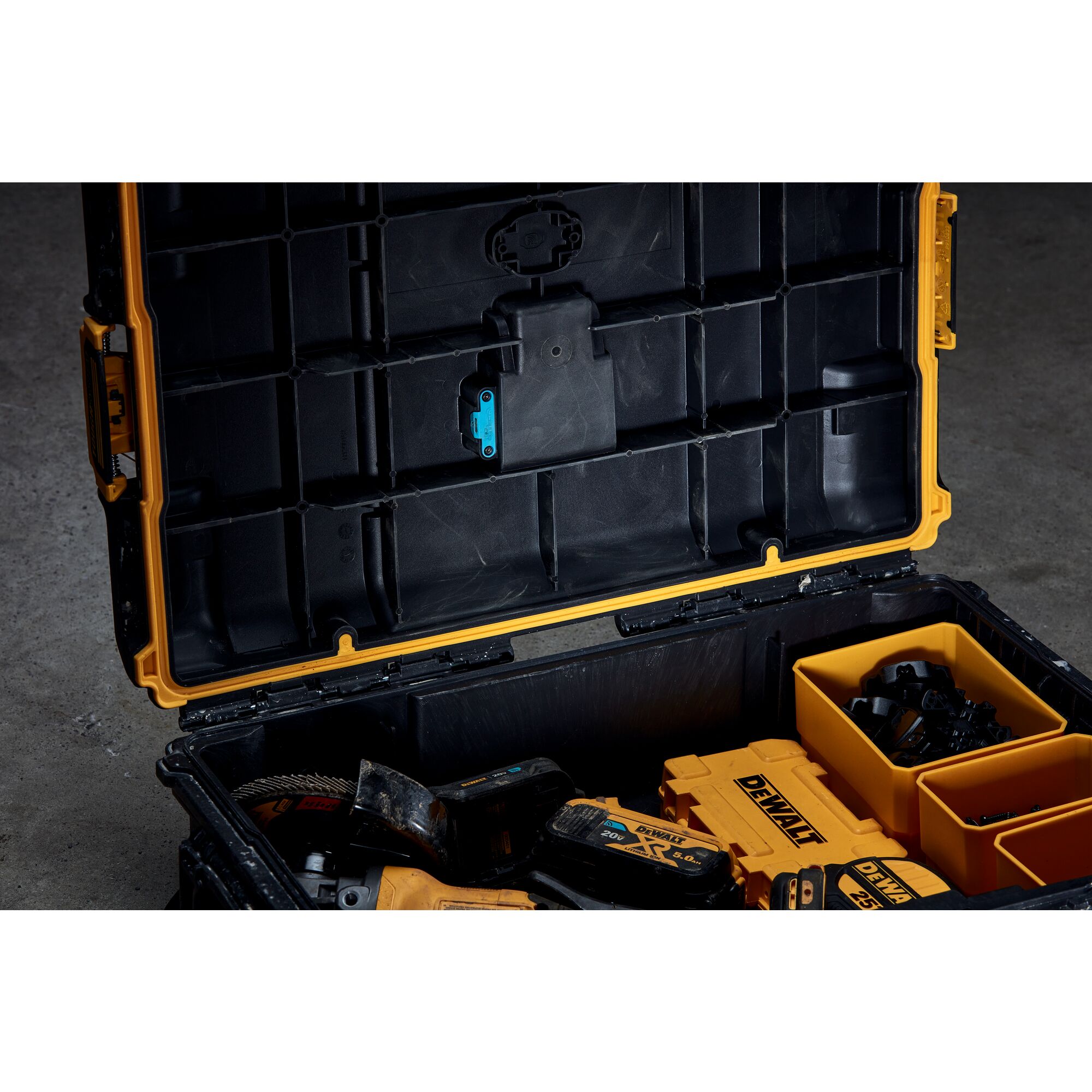 Dewalt dce042 new arrivals