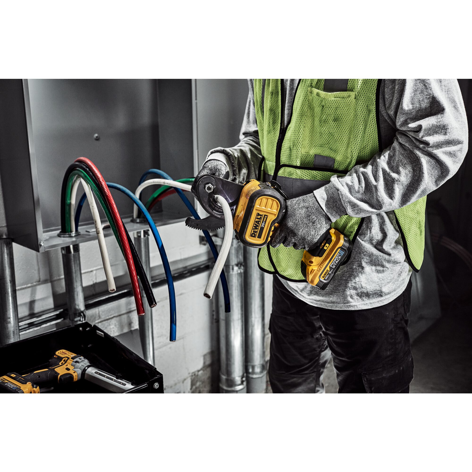 20V MAX* Threaded Rod Cutter Kit | DEWALT