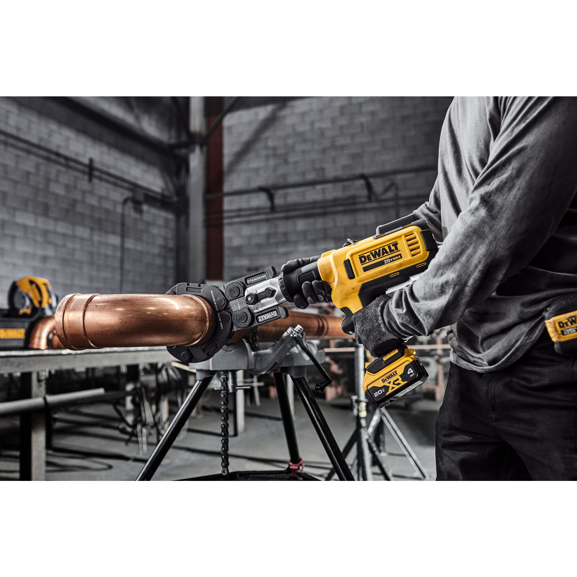 Dewalt cordless best sale pex crimper