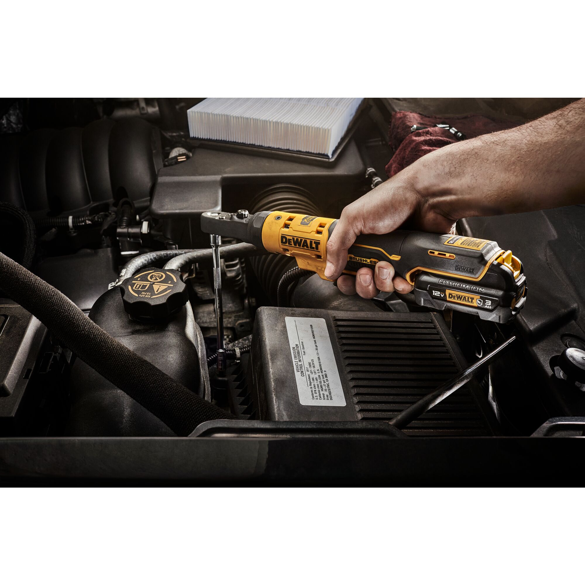 XTREME™ 12V MAX* BRUSHLESS CORDLESS 3/8