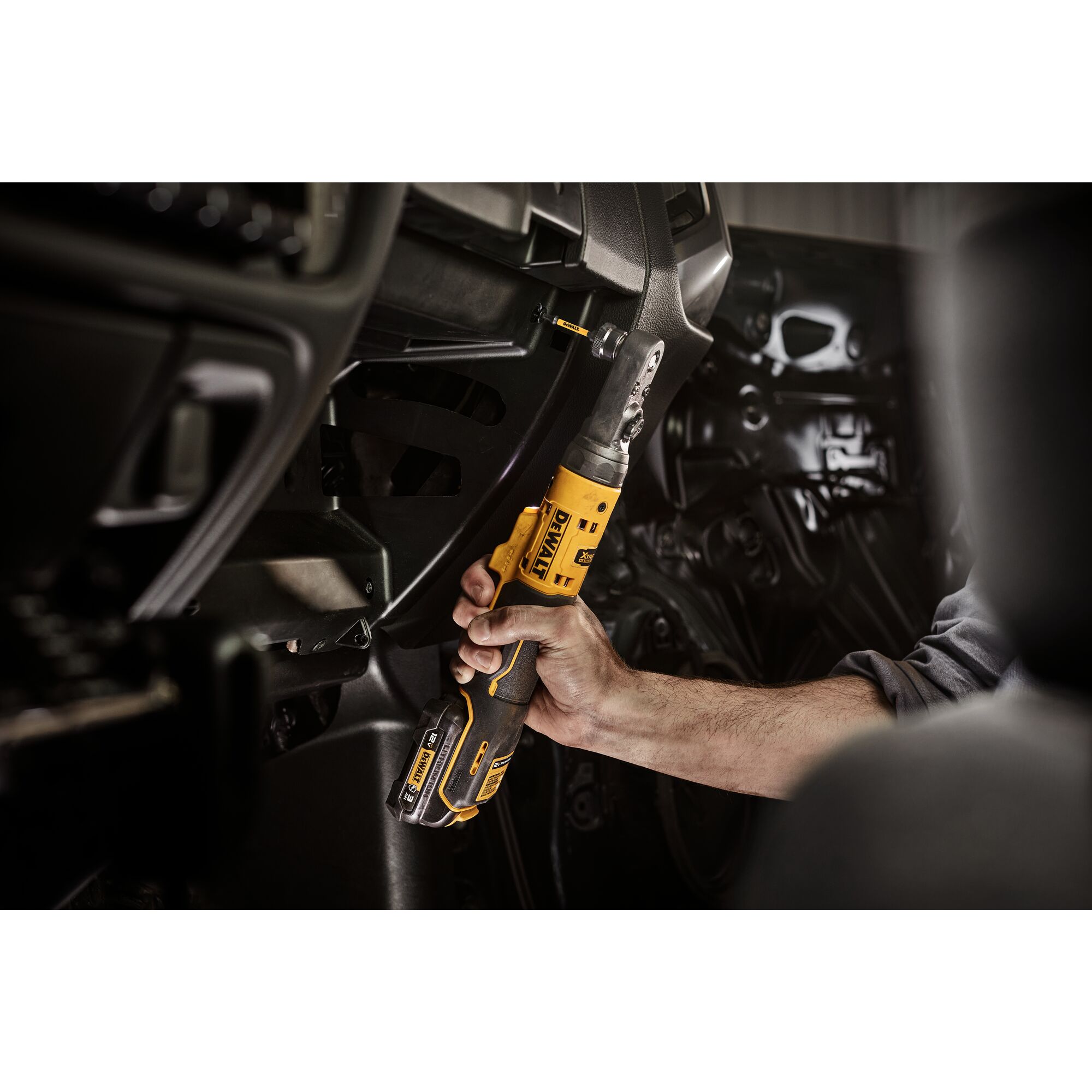 XTREME™ 12V MAX* BRUSHLESS CORDLESS 3/8