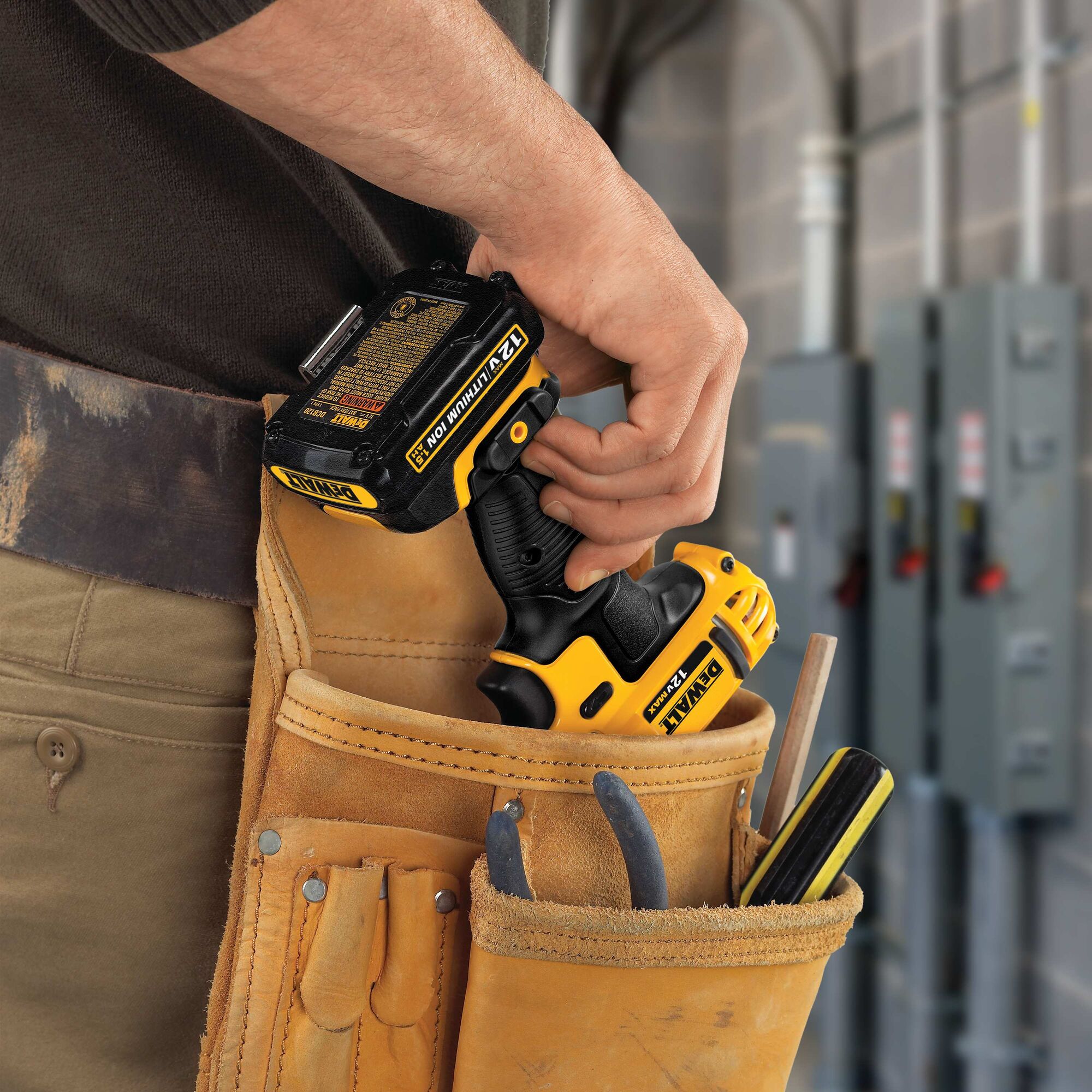 Dewalt 12v on sale cordless screwdriver