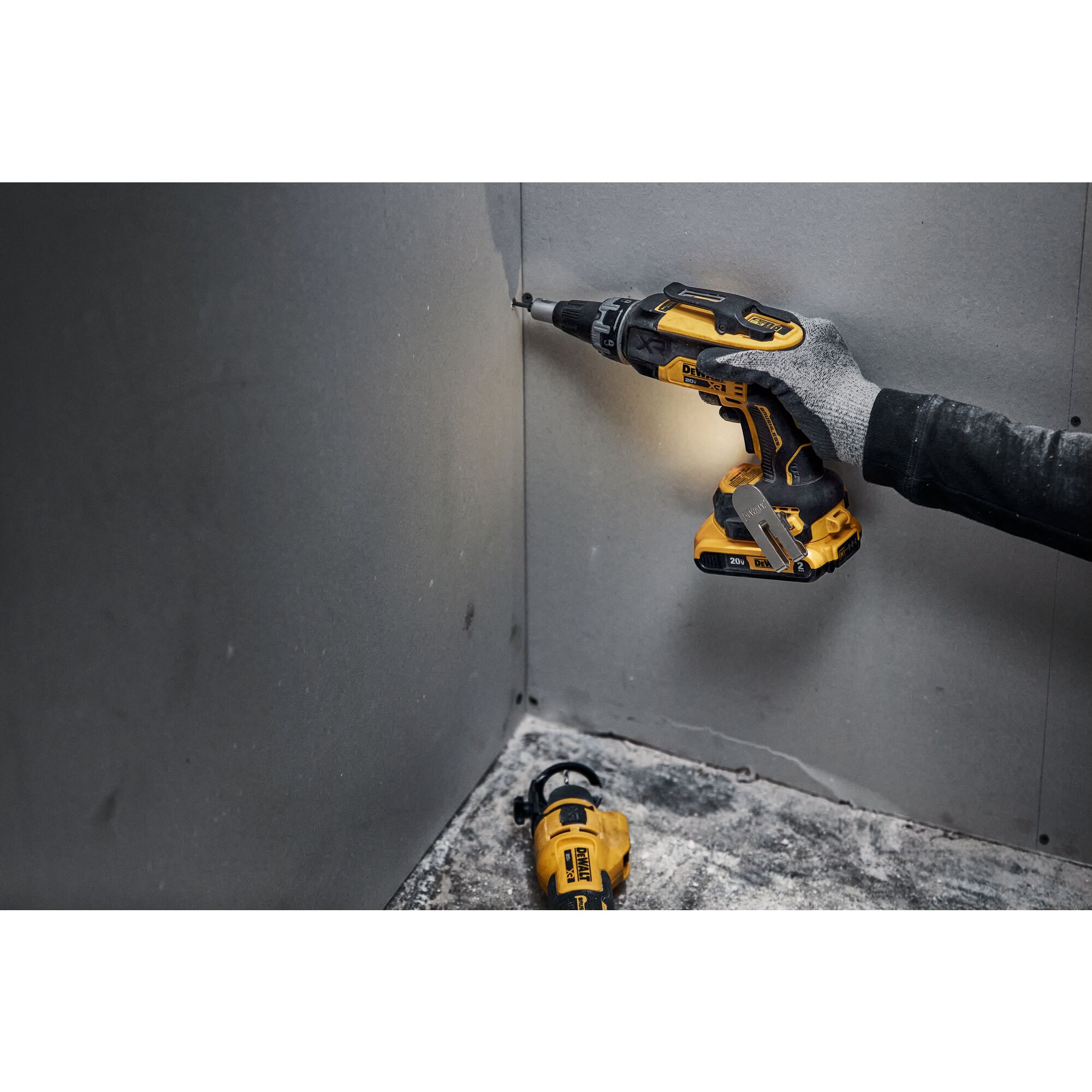 20V MAX XR Brushless Drywall Screwgun Kit 2.0Ah DEWALT