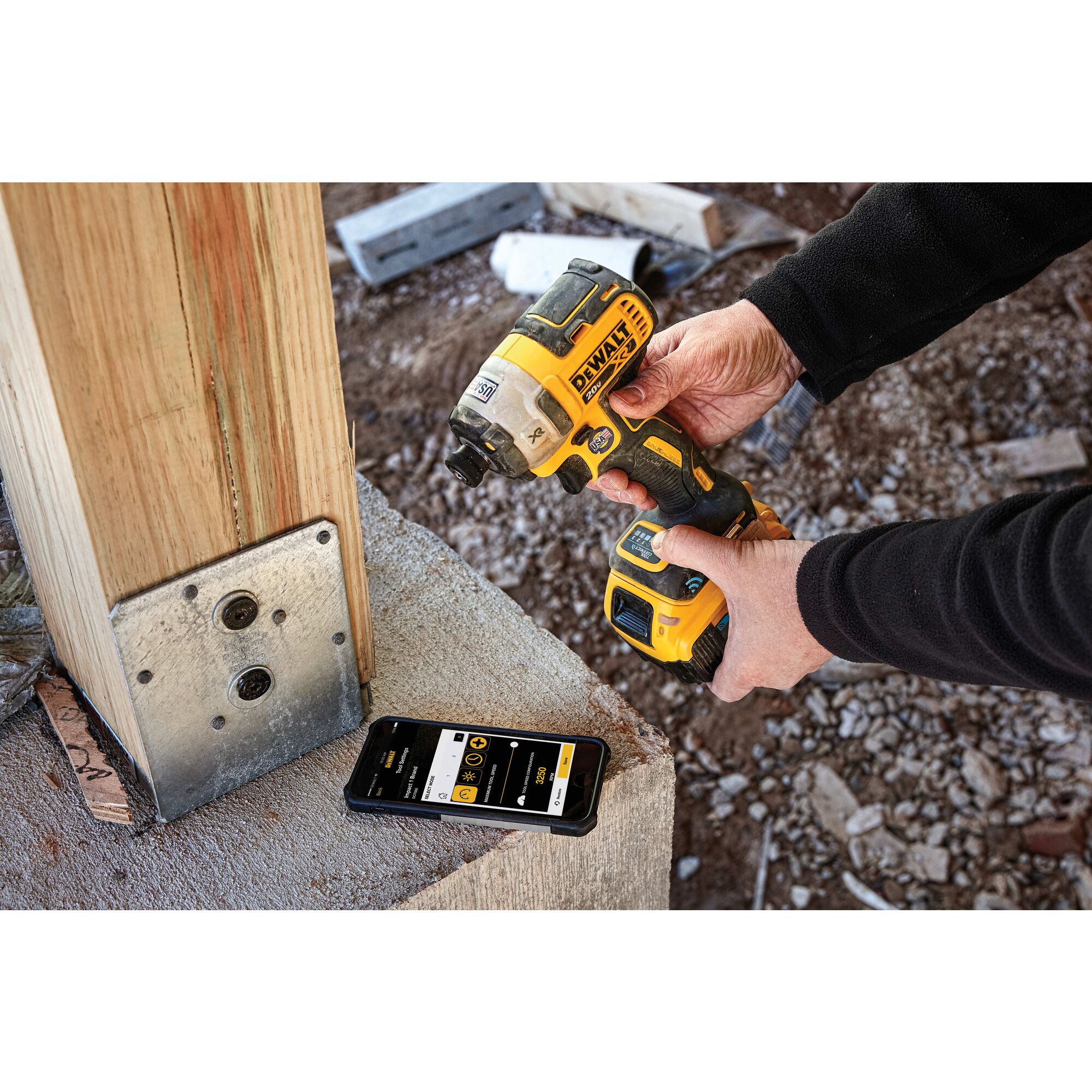 20V MAX* XR® Brushless Cordless Impact Driver with TOOL CONNECT