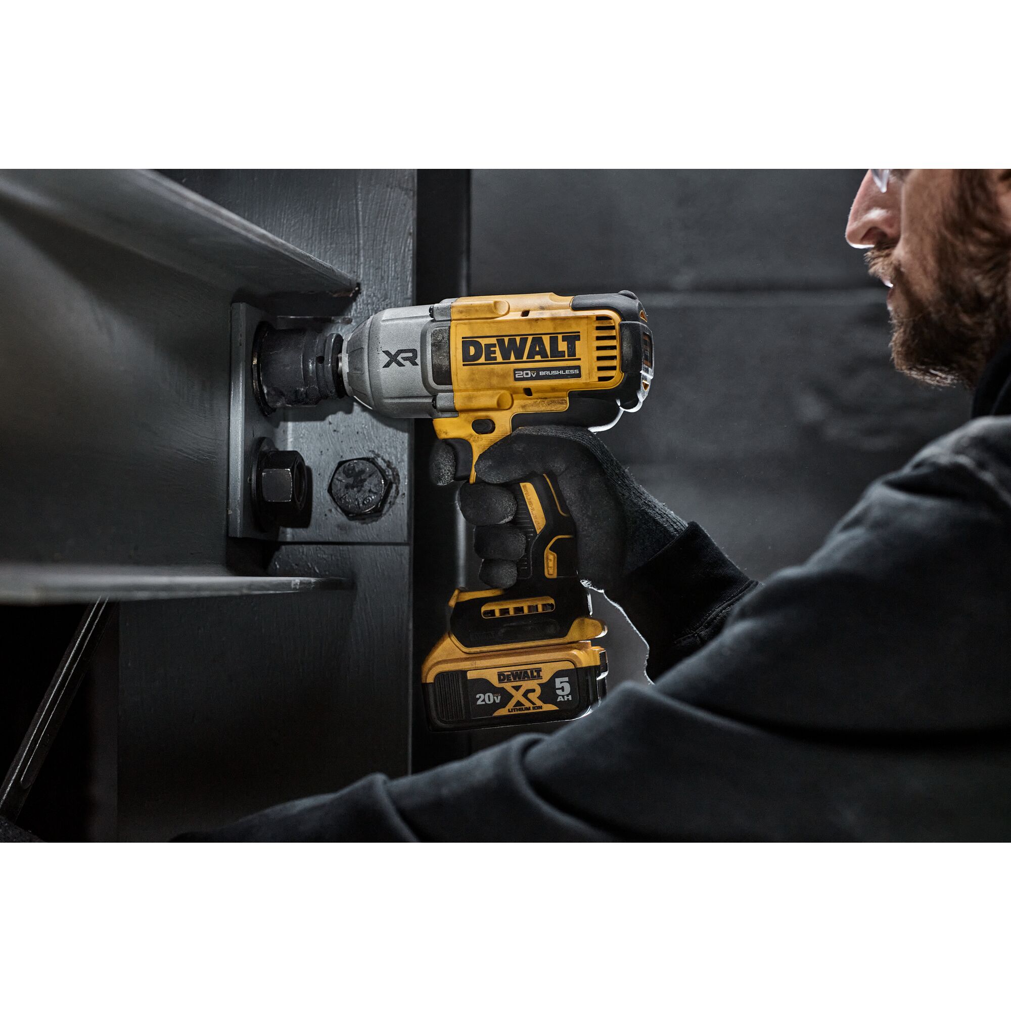 20V MAX* XR® 1/2 In. High Torque Impact Wrench with Hog Ring Anvil