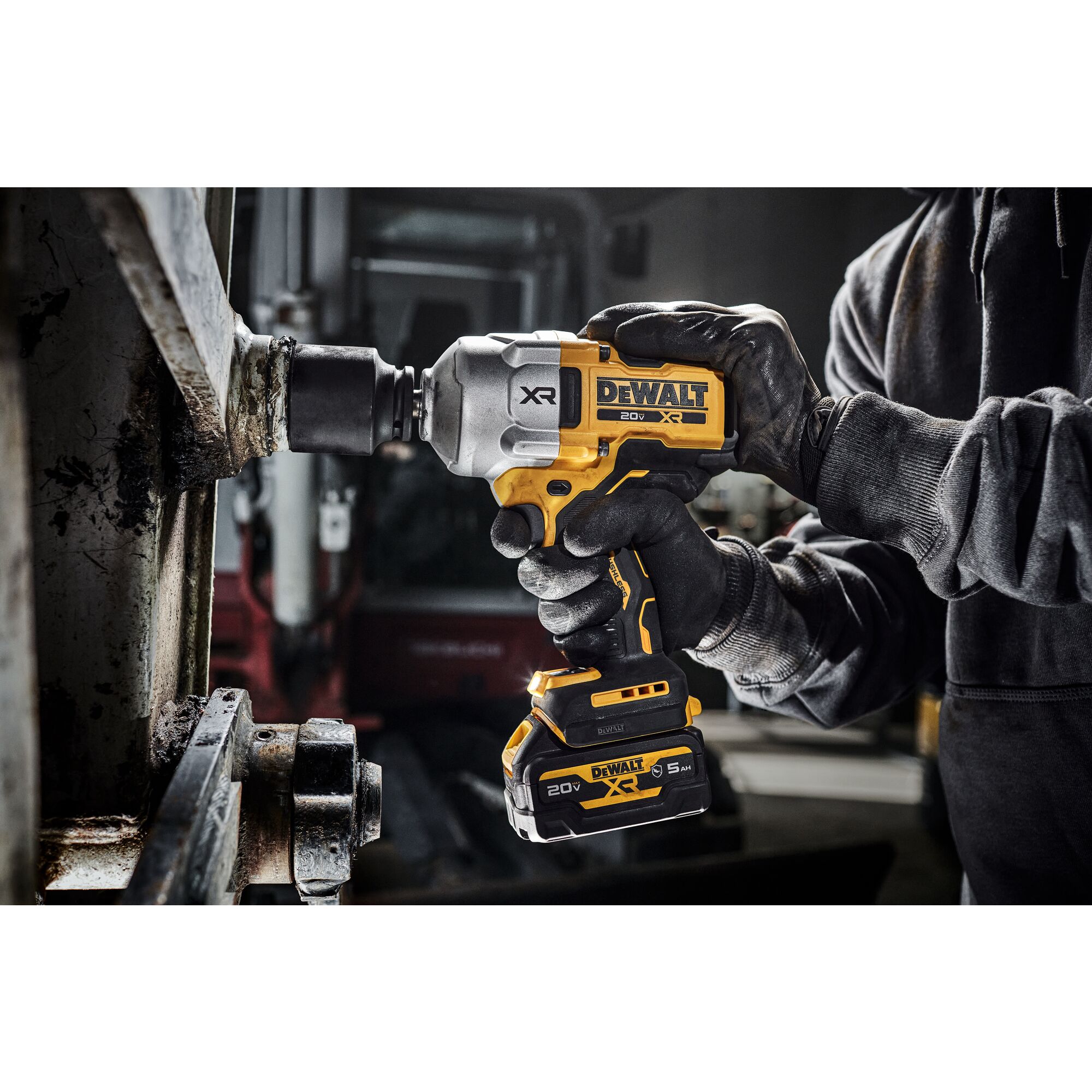 20V MAX XR Brushless Cordless 1 2 In High Torque Impact Wrench