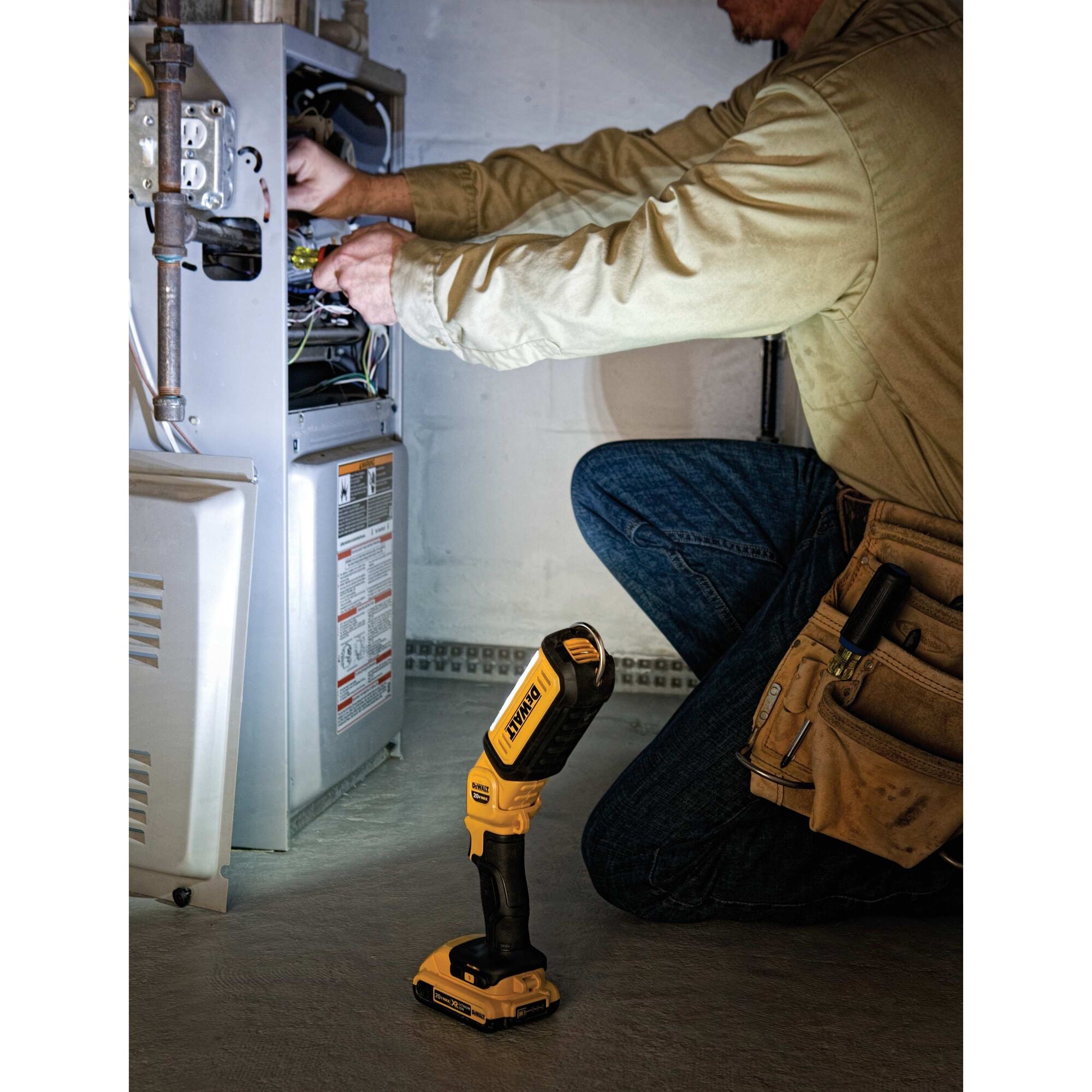 dewalt hand held area light