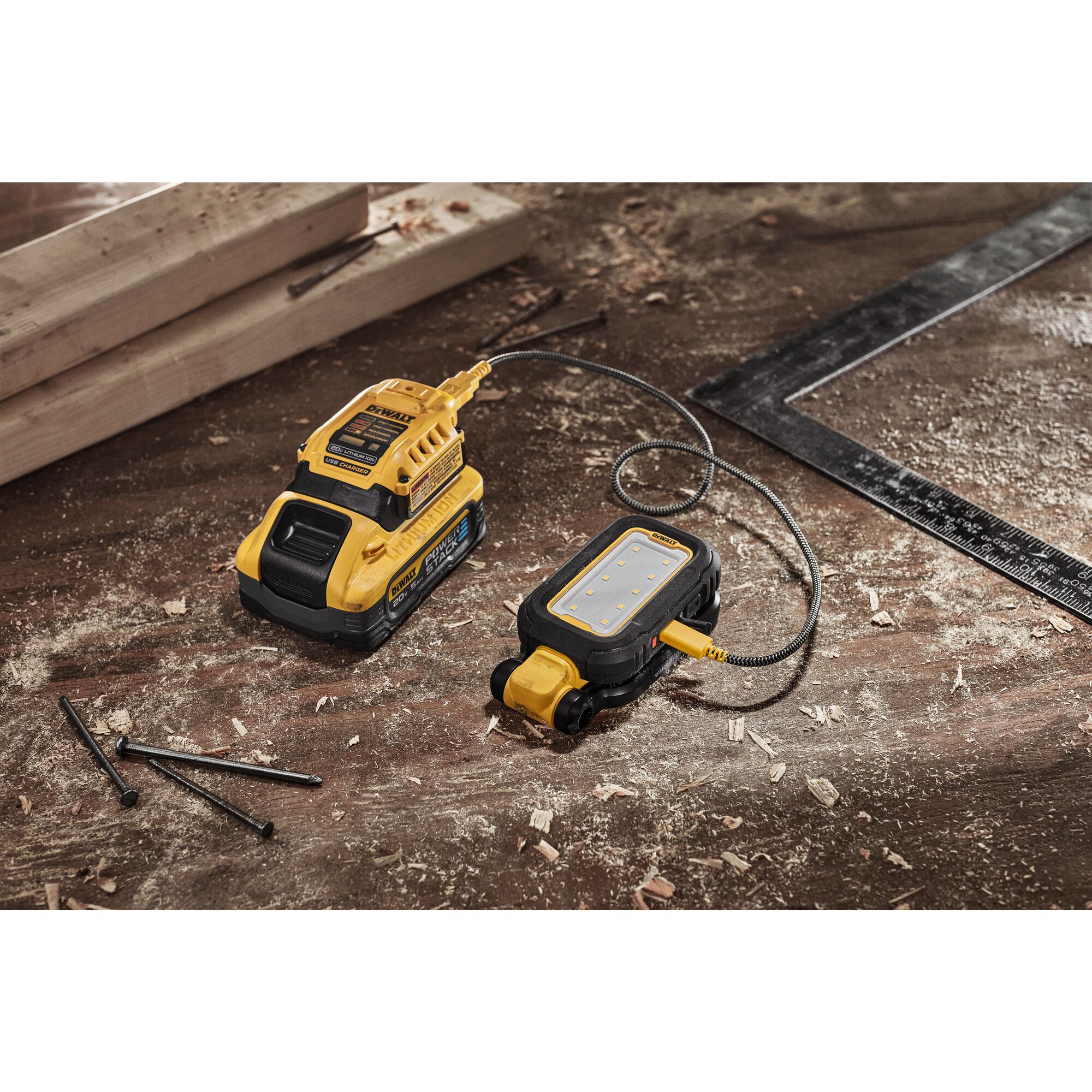 Rechargeable LED Task Light DEWALT