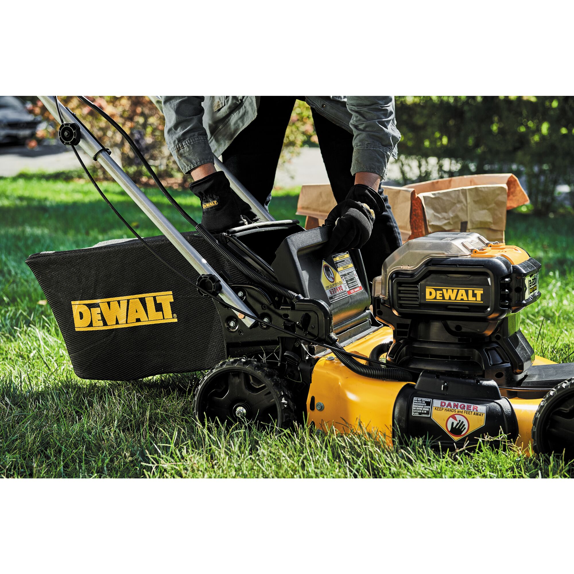 Dewalt lawn deals mower battery