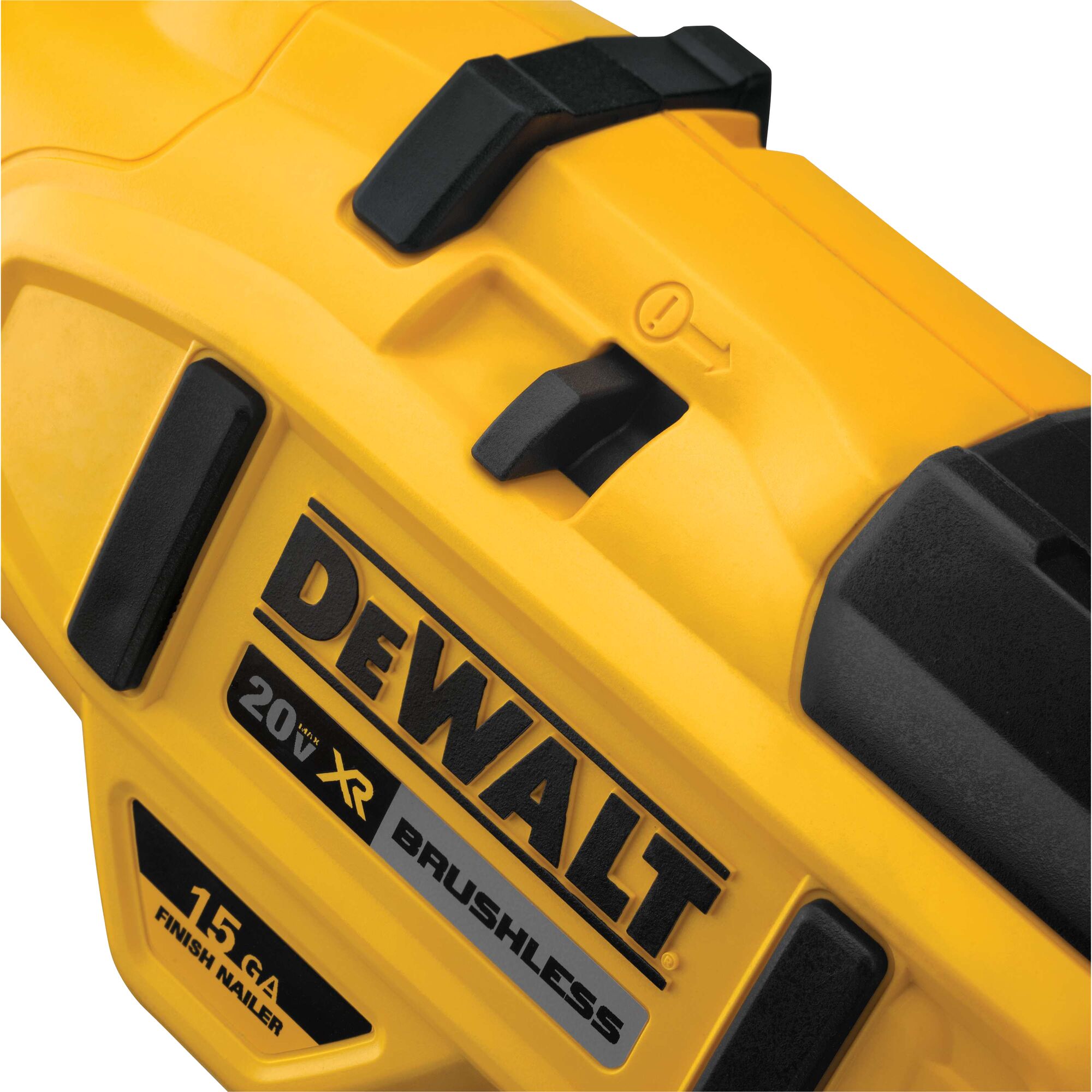 Dewalt 15 discount gauge cordless nailer