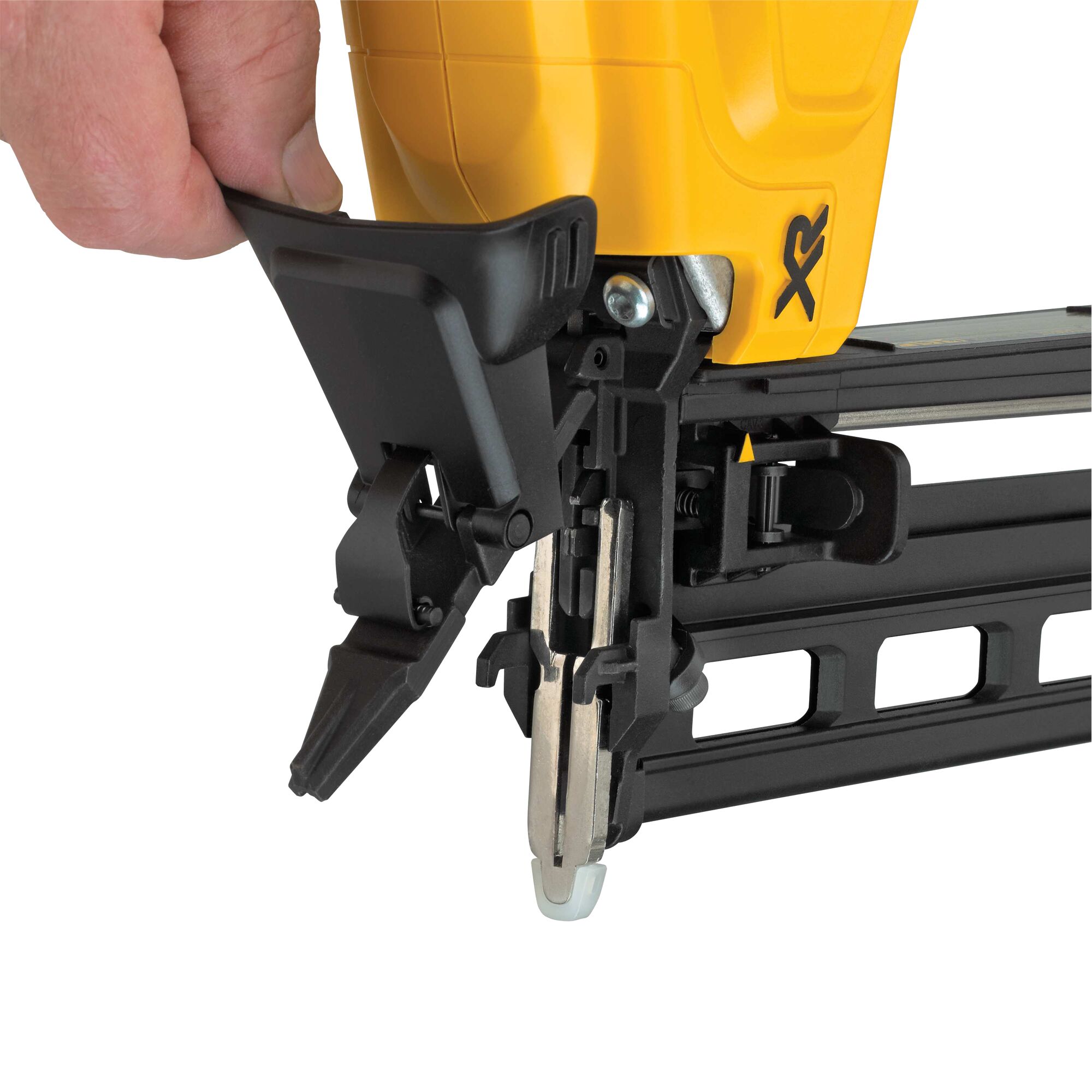 Dewalt nail gun discount 20v 16 gauge