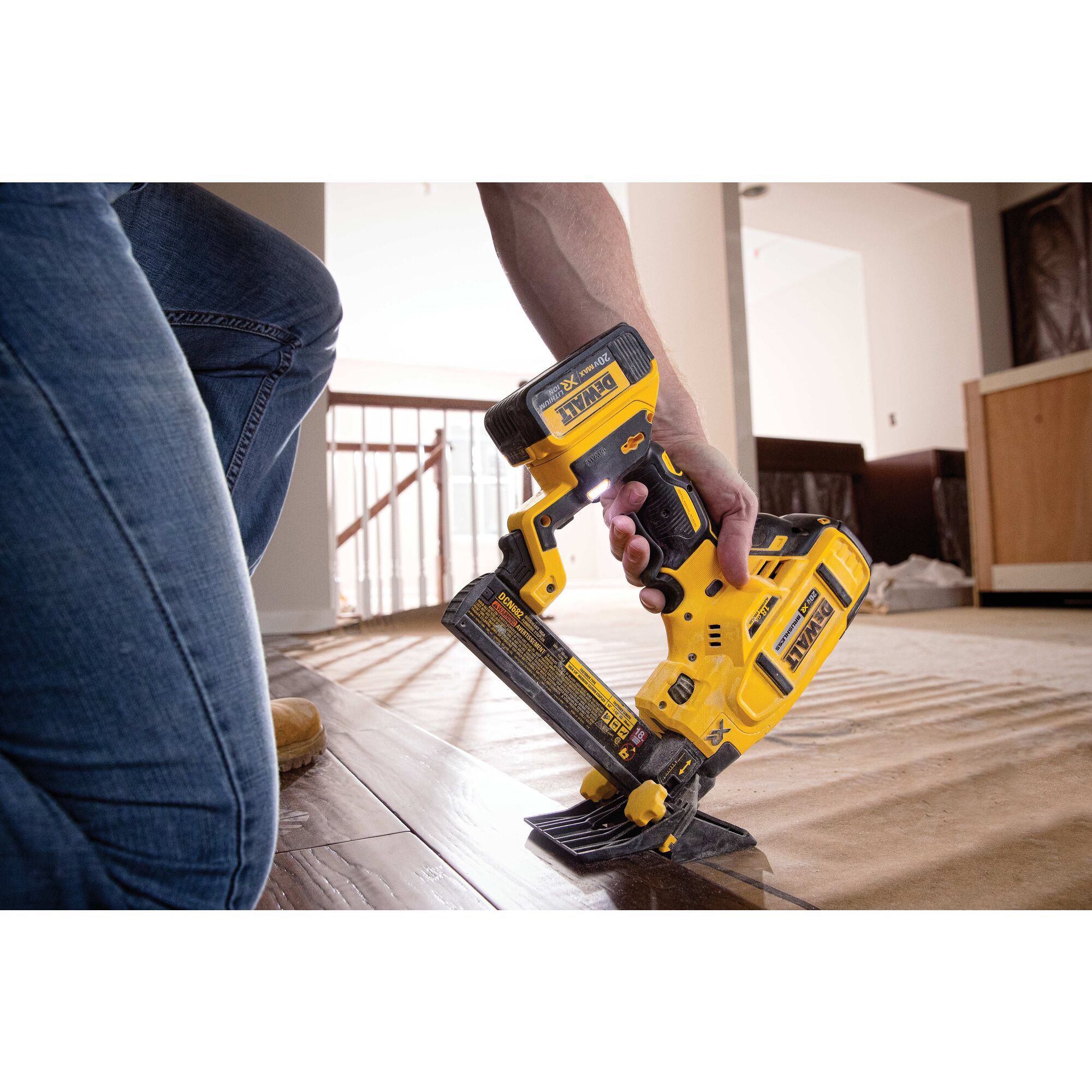 Dewalt hardwood store floor nailer