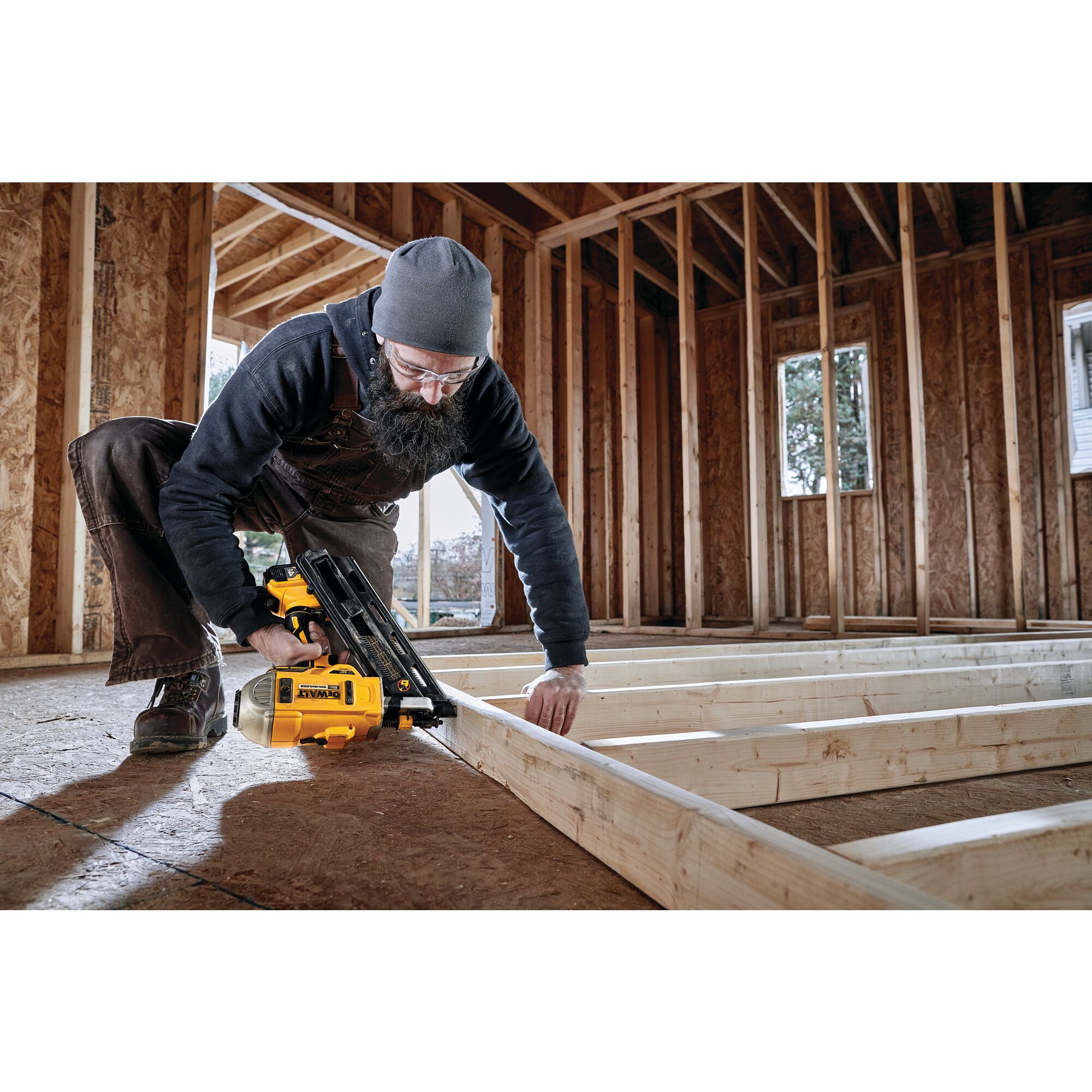 20V MAX Cordless 30 Paper Collated Framing Nailer DEWALT