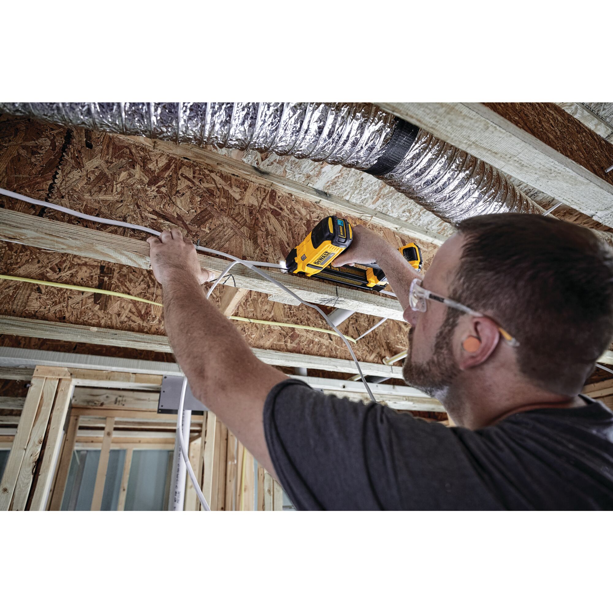 Dewalt electric online stapler