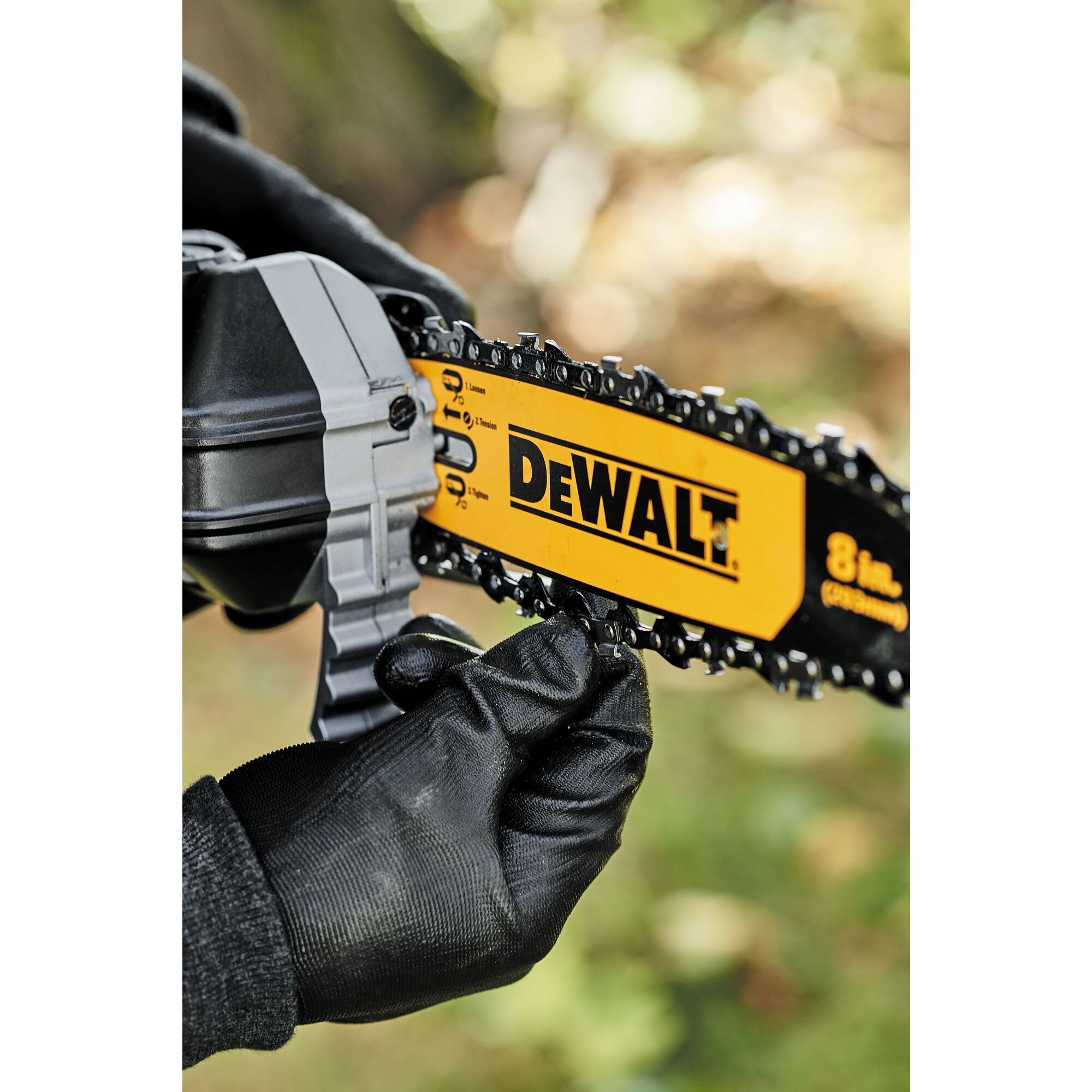 Dewalt pole best sale saw battery