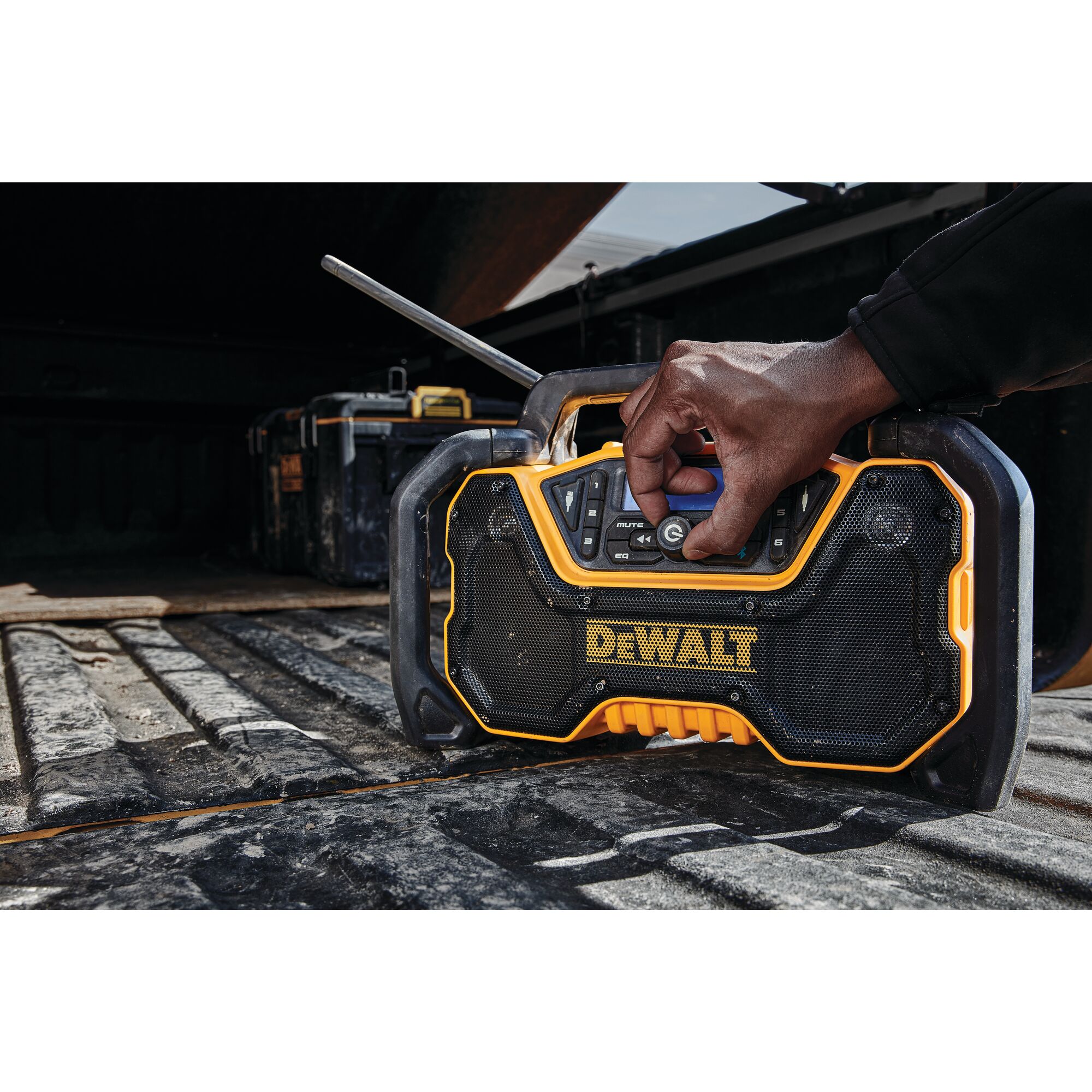 Dewalt 20v max bluetooth speaker for jobsite new arrivals