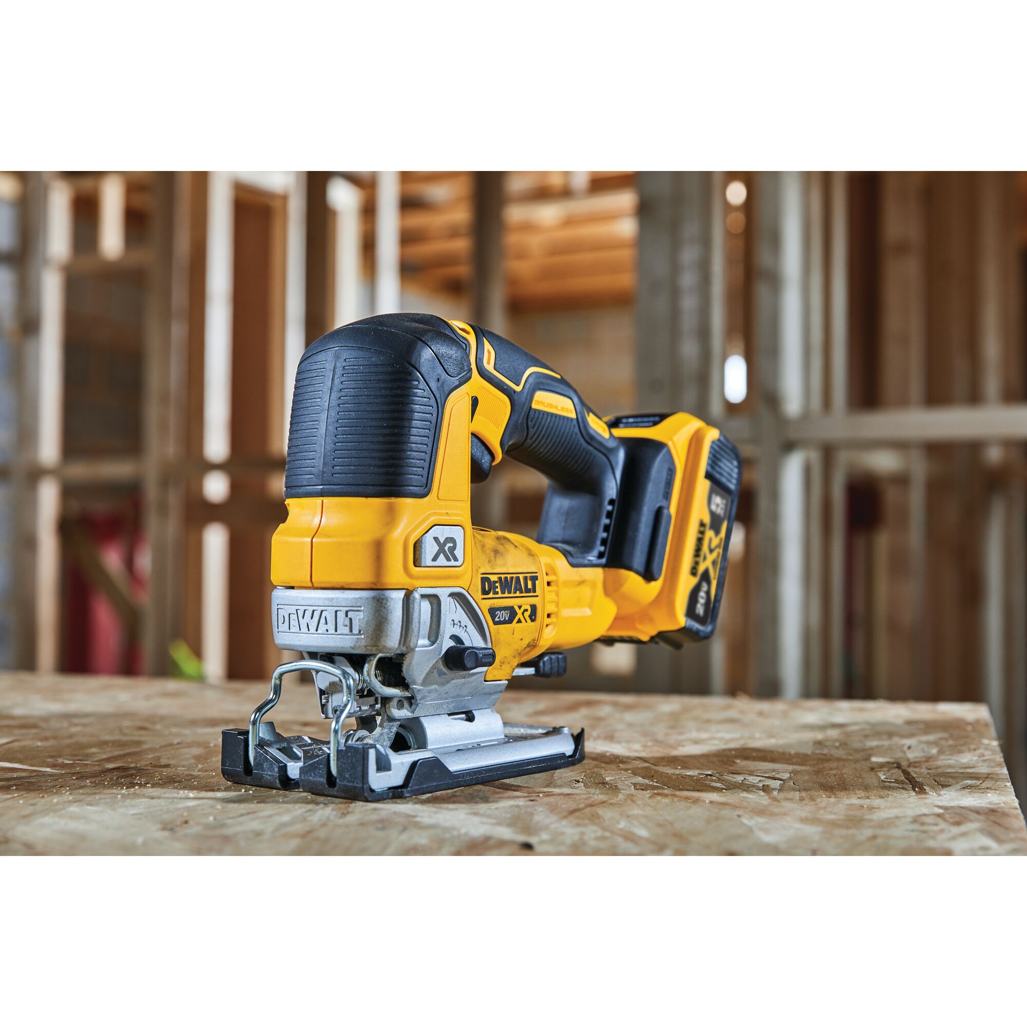 Dewalt 20v max best sale xr brushless jigsaw dcs334