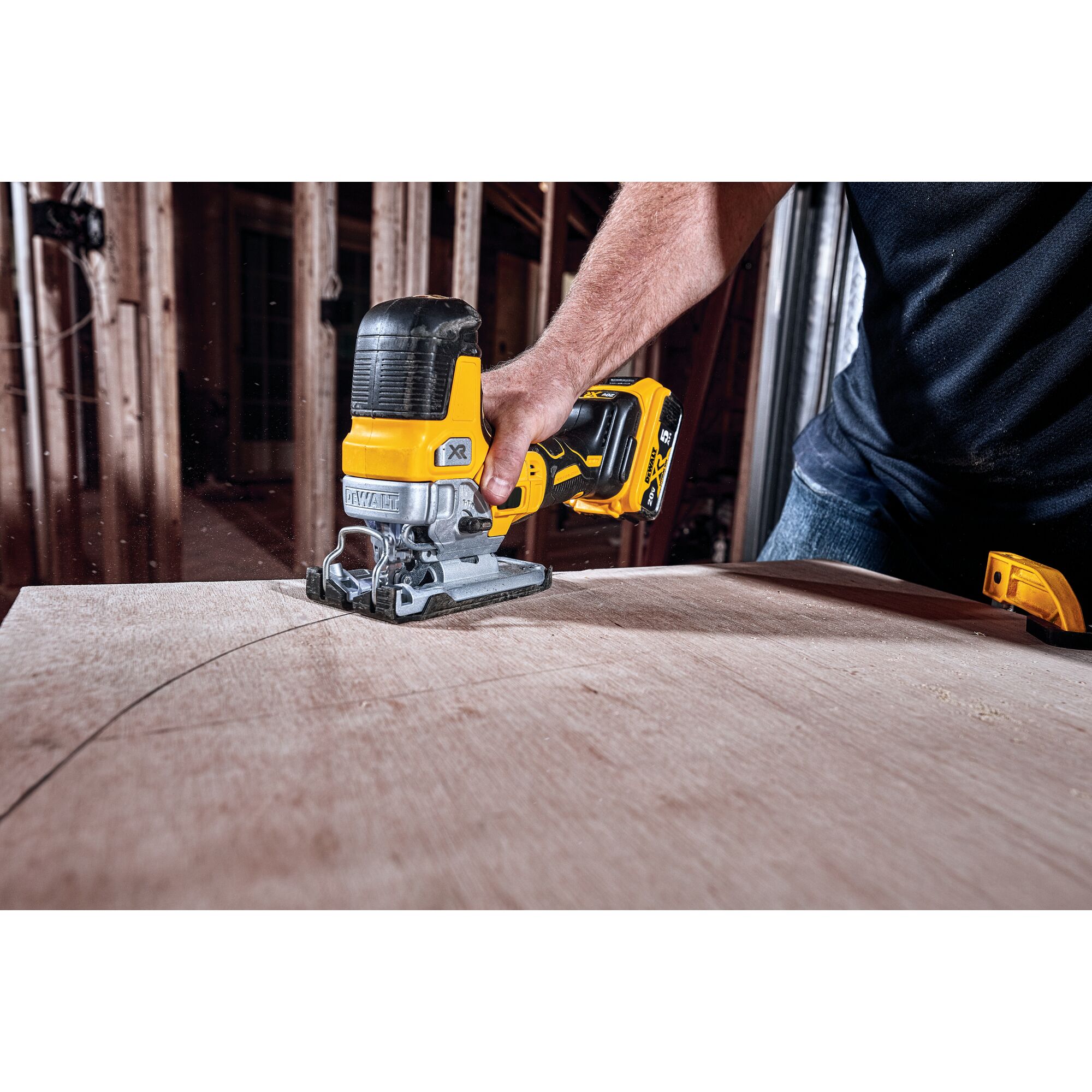 Dewalt cordless coping outlet saw