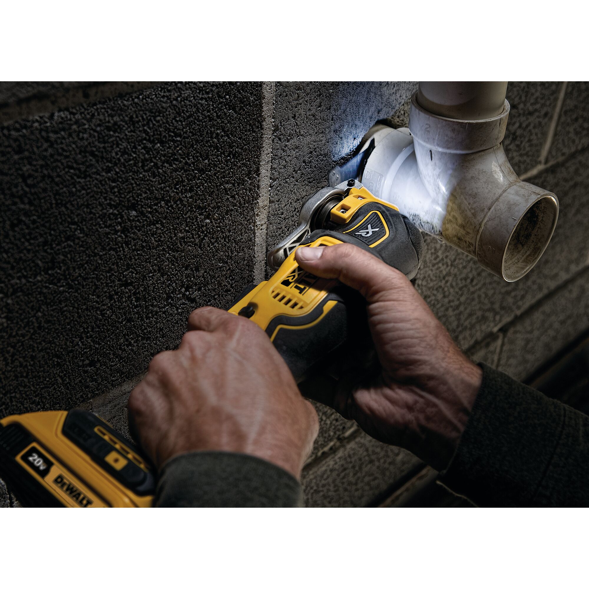 Dewalt cordless oscillating discount tool