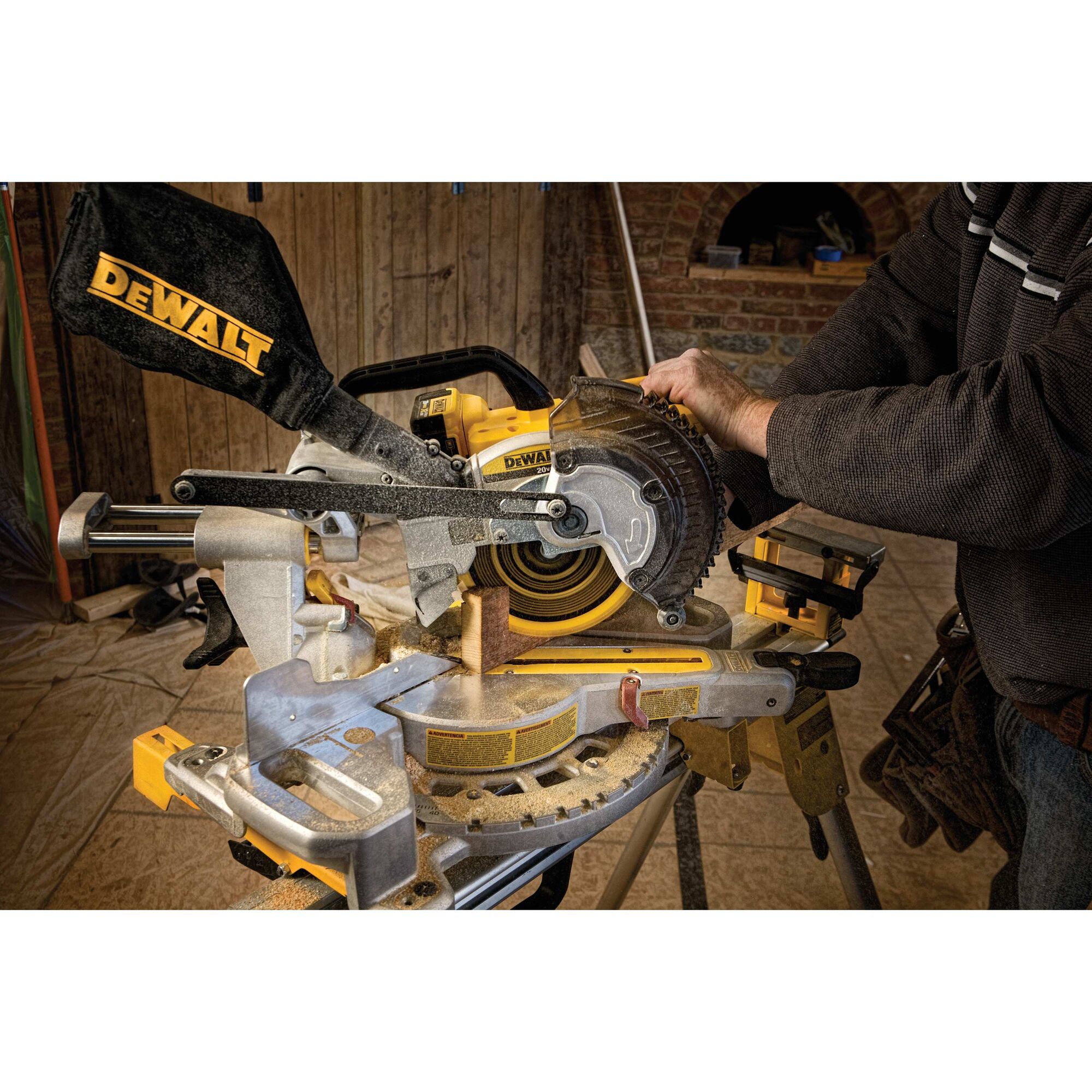 Dewalt electric miter online saw