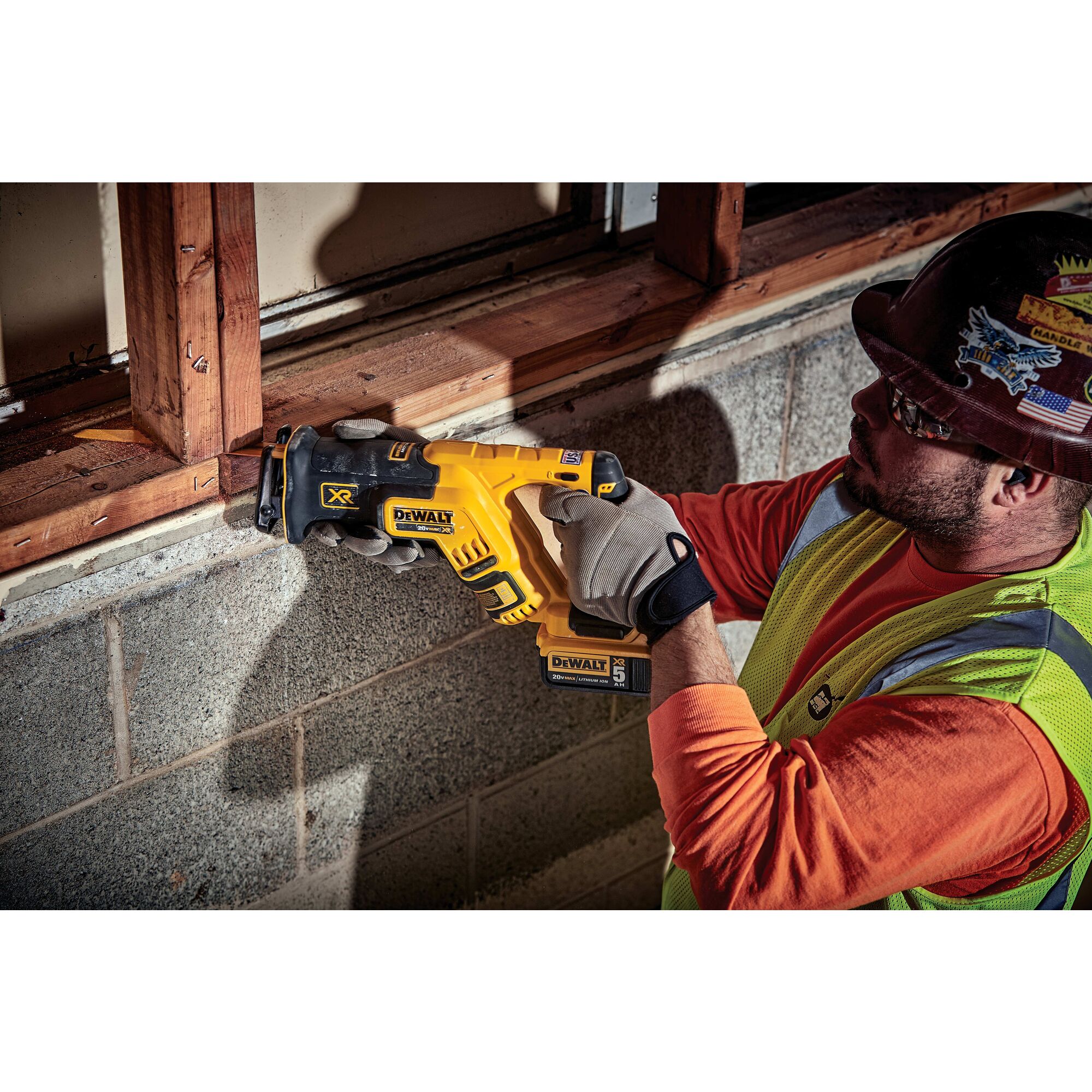 20V MAX XR Brushless Compact Reciprocating Saw Tool Only DEWALT