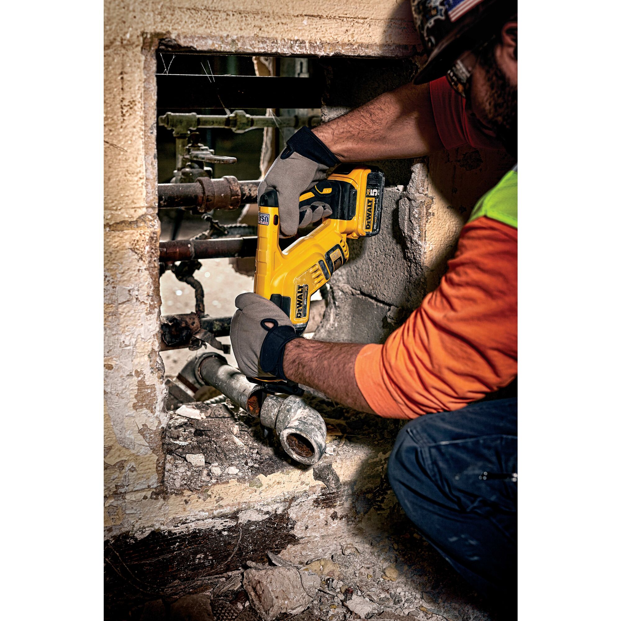 20V MAX XR Brushless Compact Reciprocating Saw Tool Only DEWALT