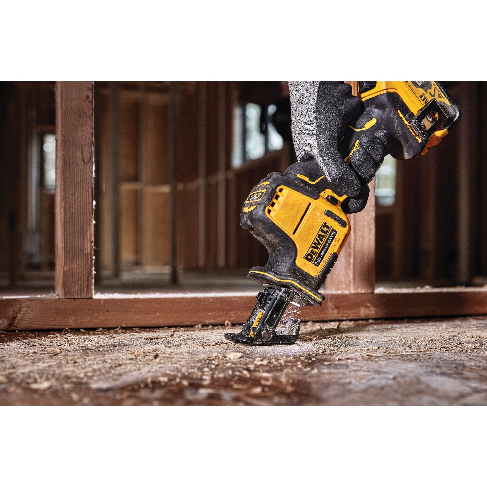 Dewalt best sale 18v sawzall