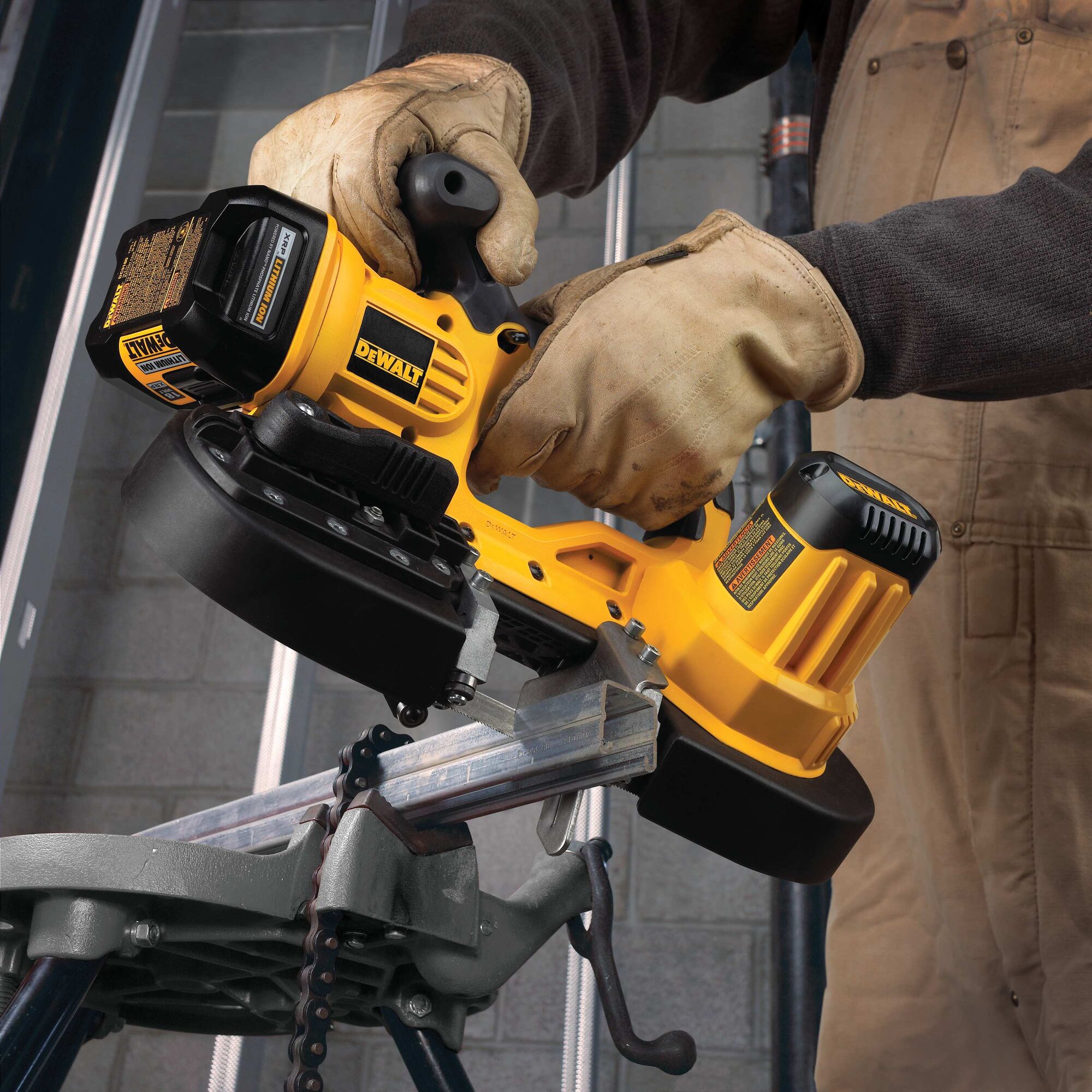 Dewalt battery powered online bandsaw