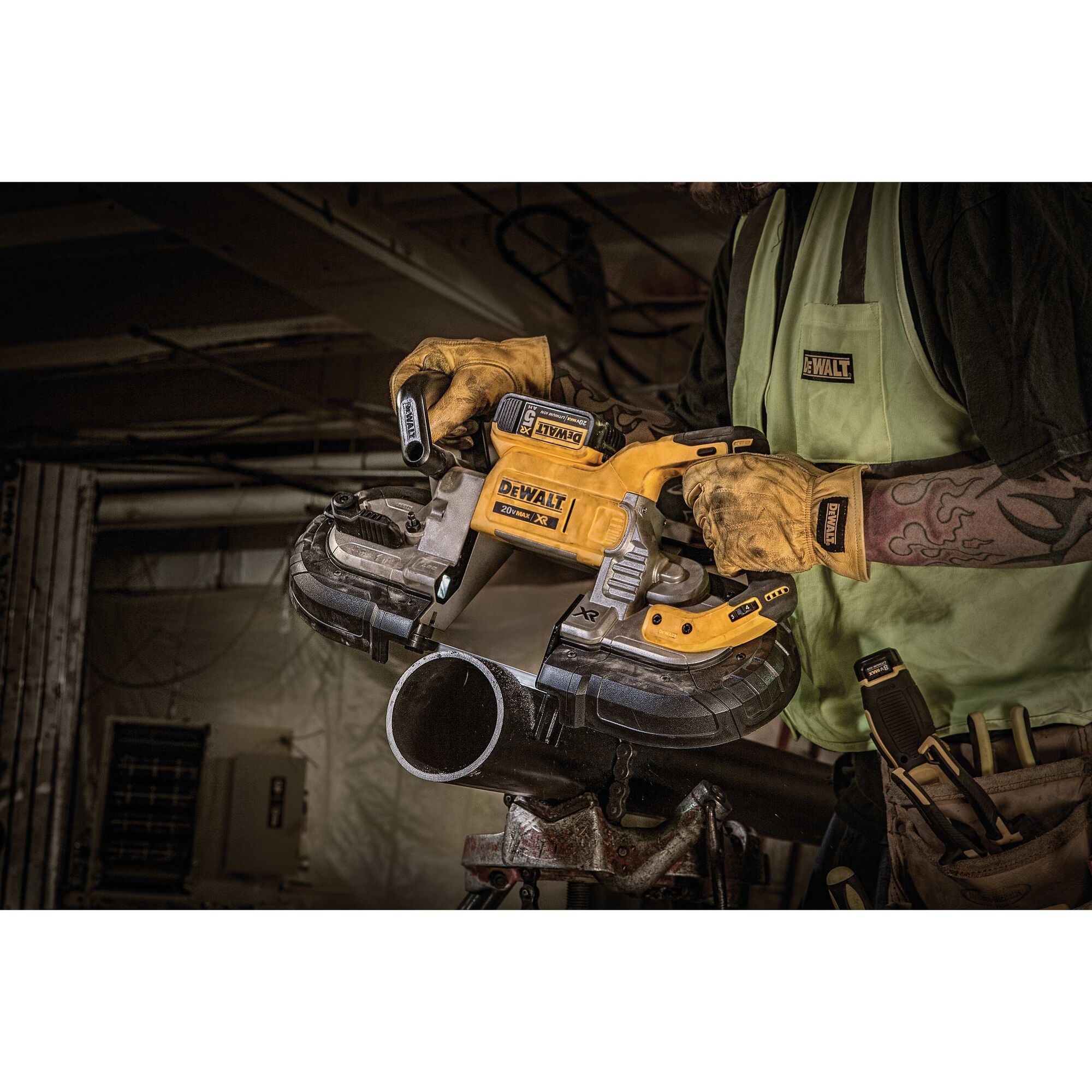 Dewalt 20 volt portable band deals saw