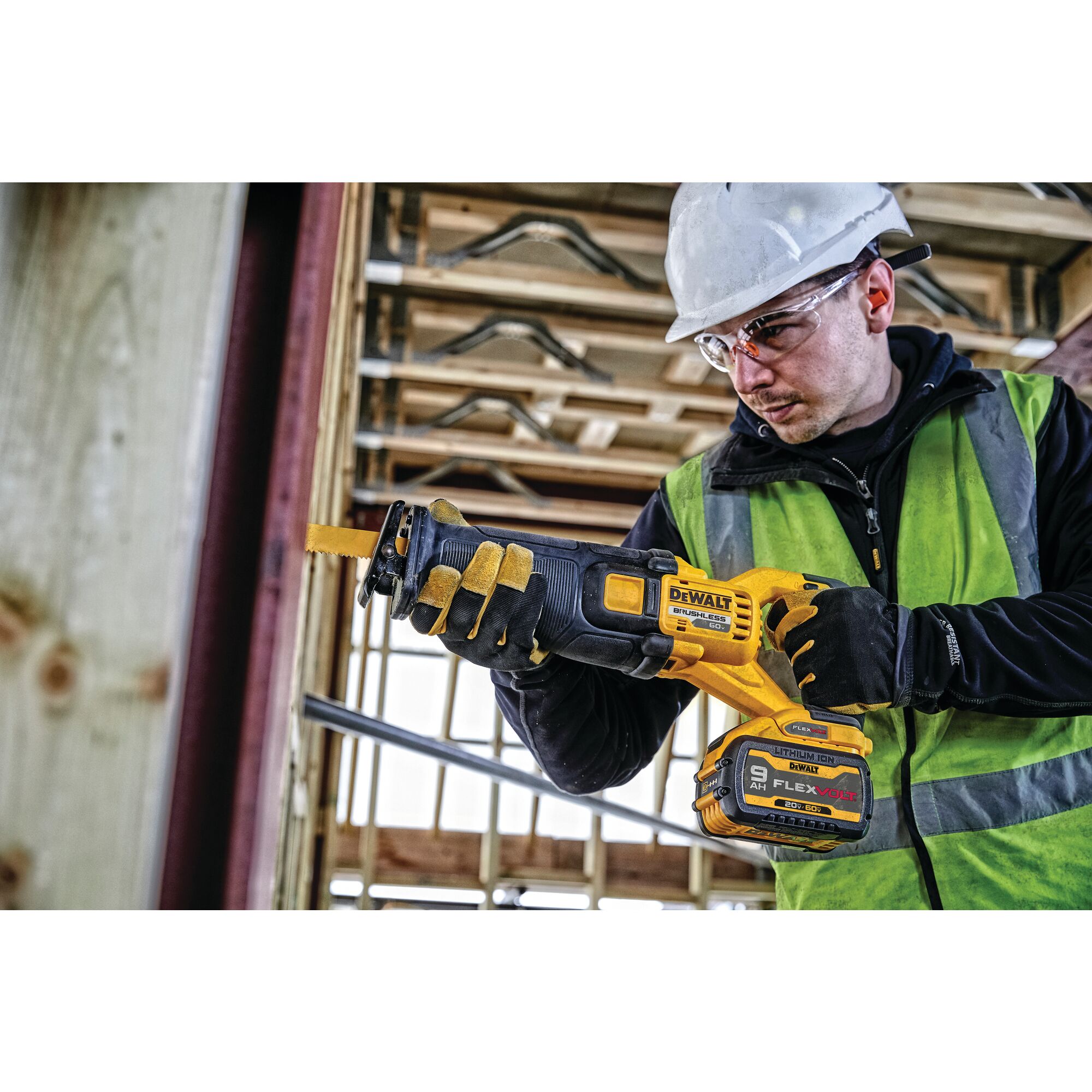 Dewalt 60v 2025 brushless reciprocating saw