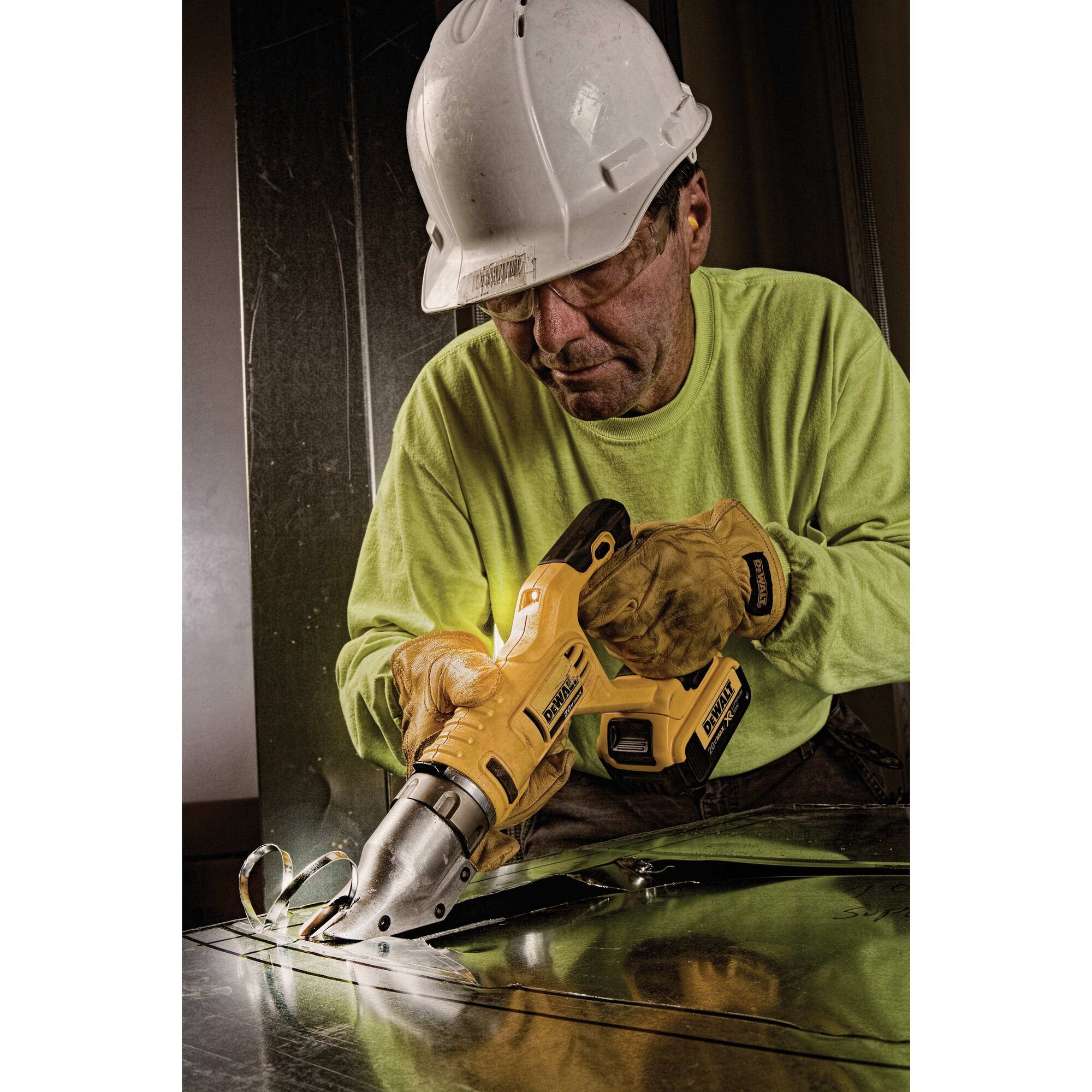 Dewalt deals electric shears