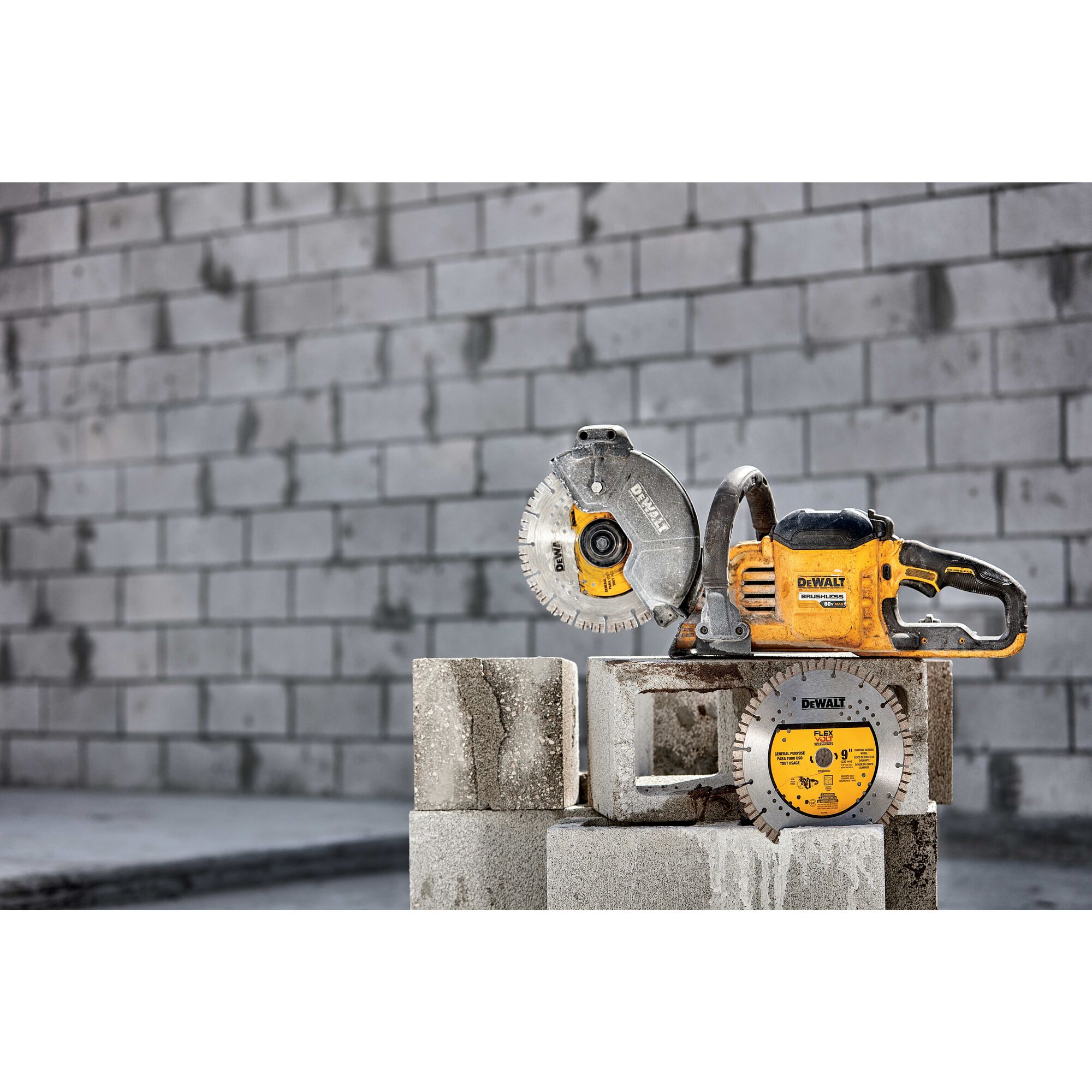 Dewalt battery best sale powered concrete saw