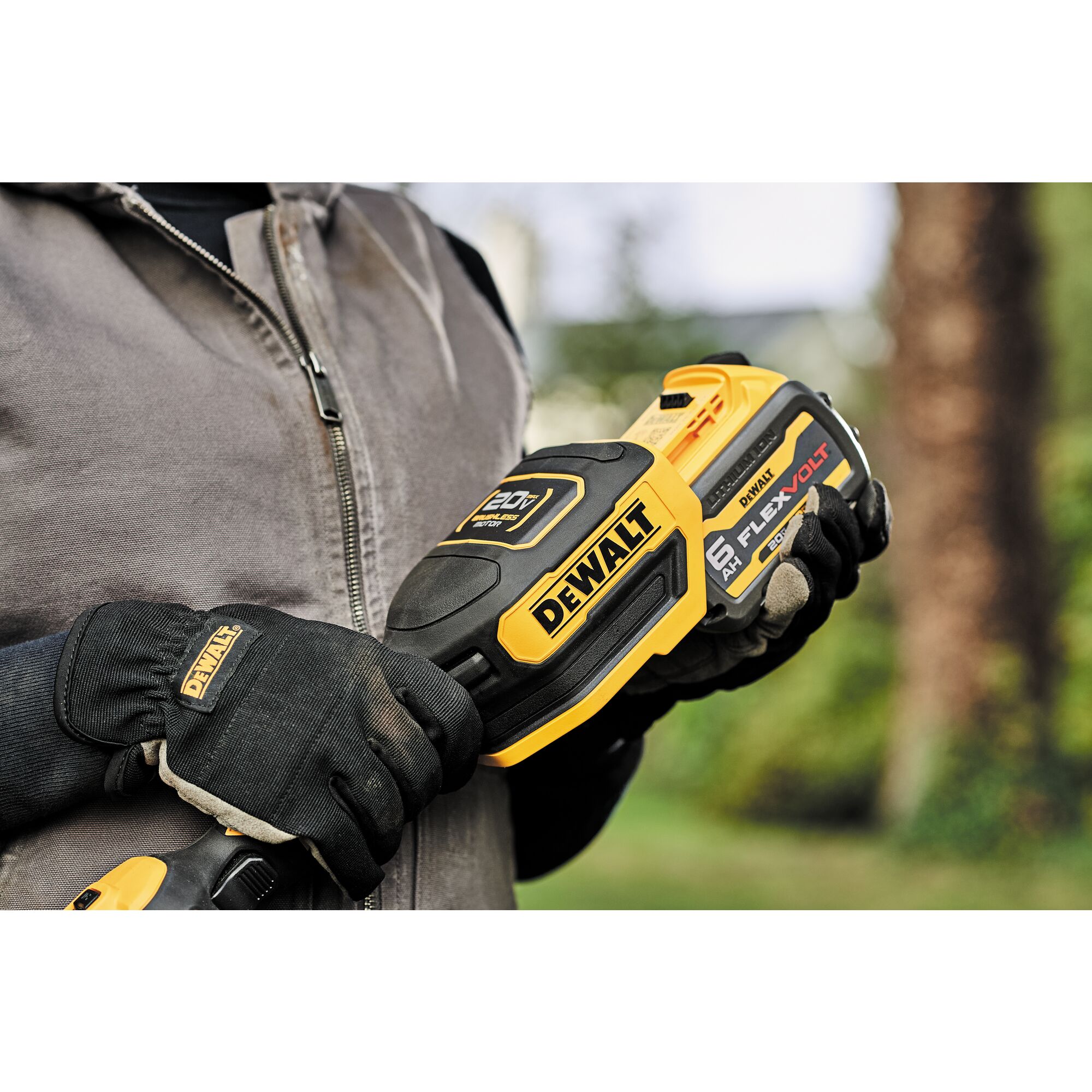 Dewalt 20v max online weed wacker