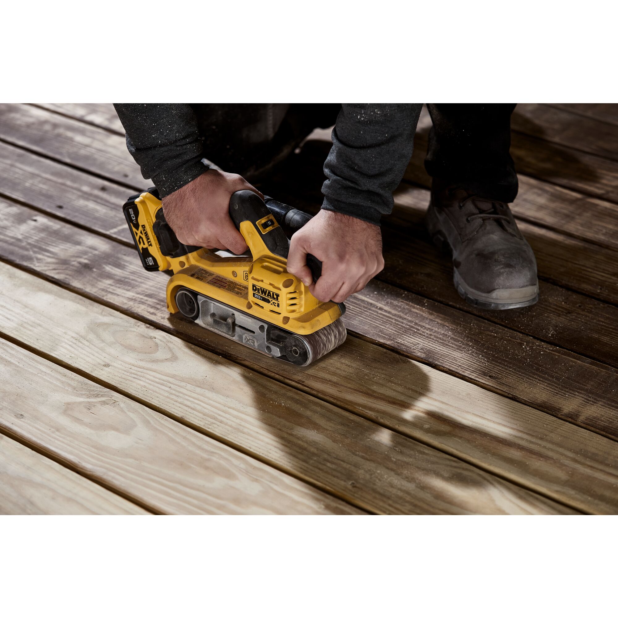 20V MAX XR Brushless Cordless 1 4 Sheet Variable Speed Sander