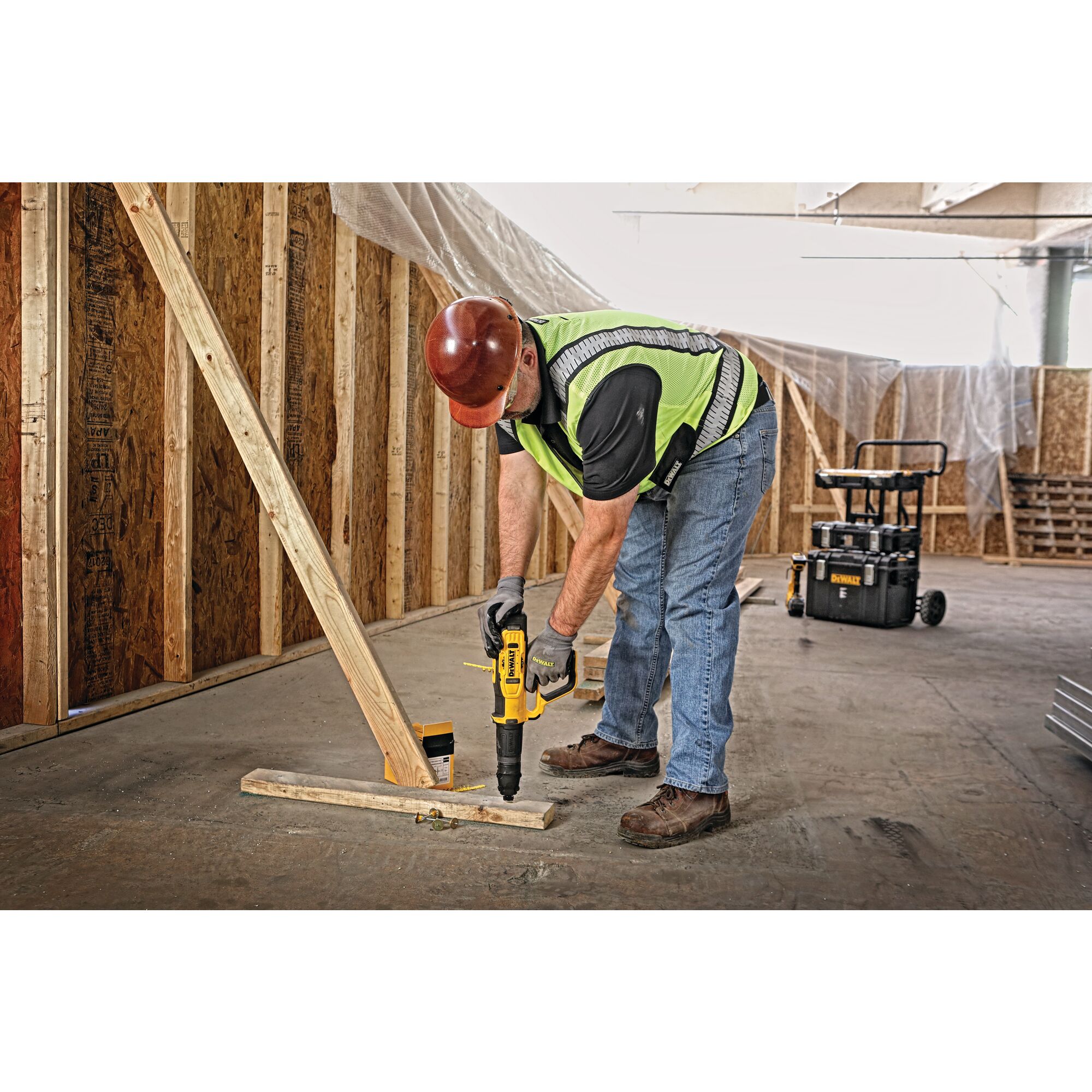 Dewalt powder best sale actuated nail gun