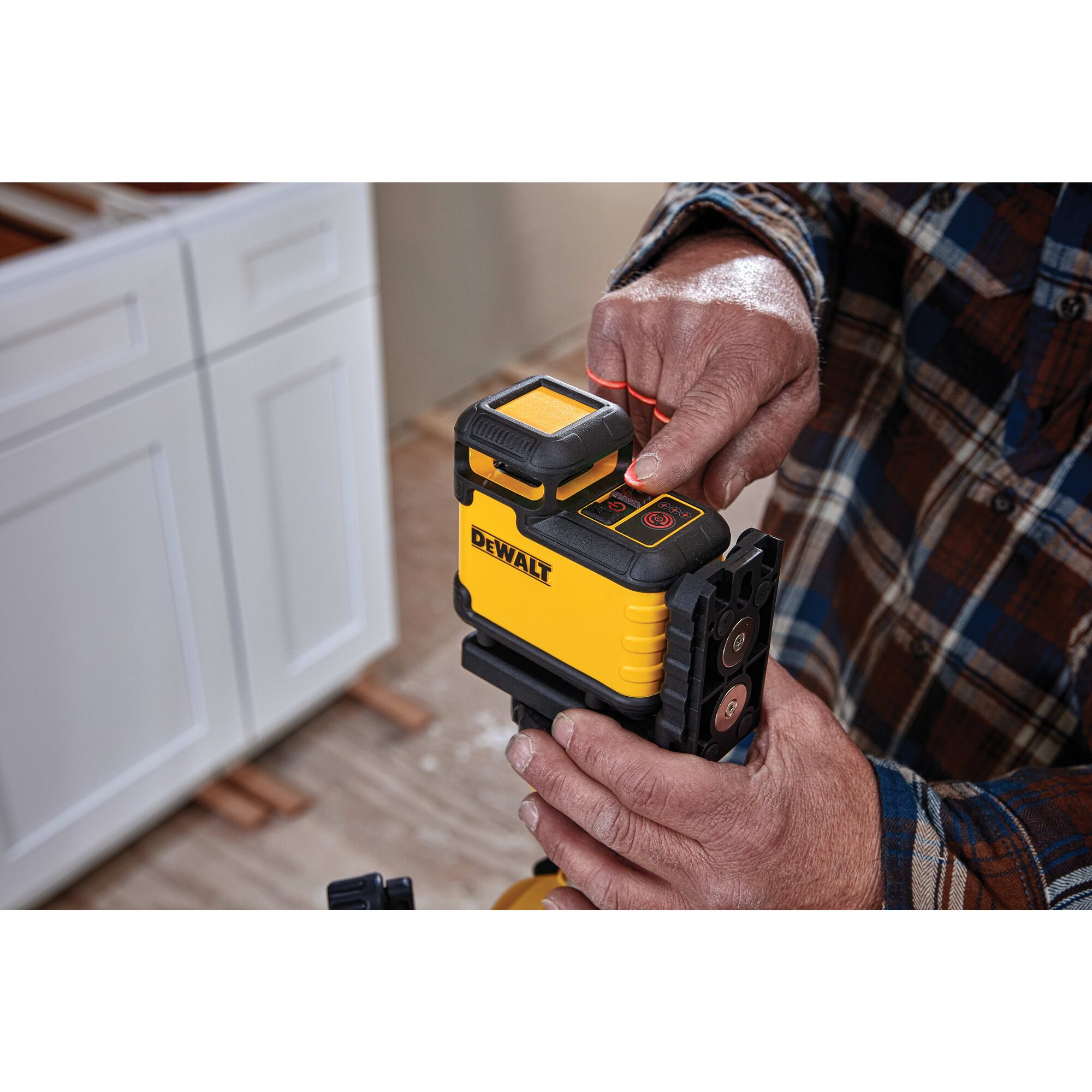 360 Degree Red Beam Cross Line Laser DEWALT