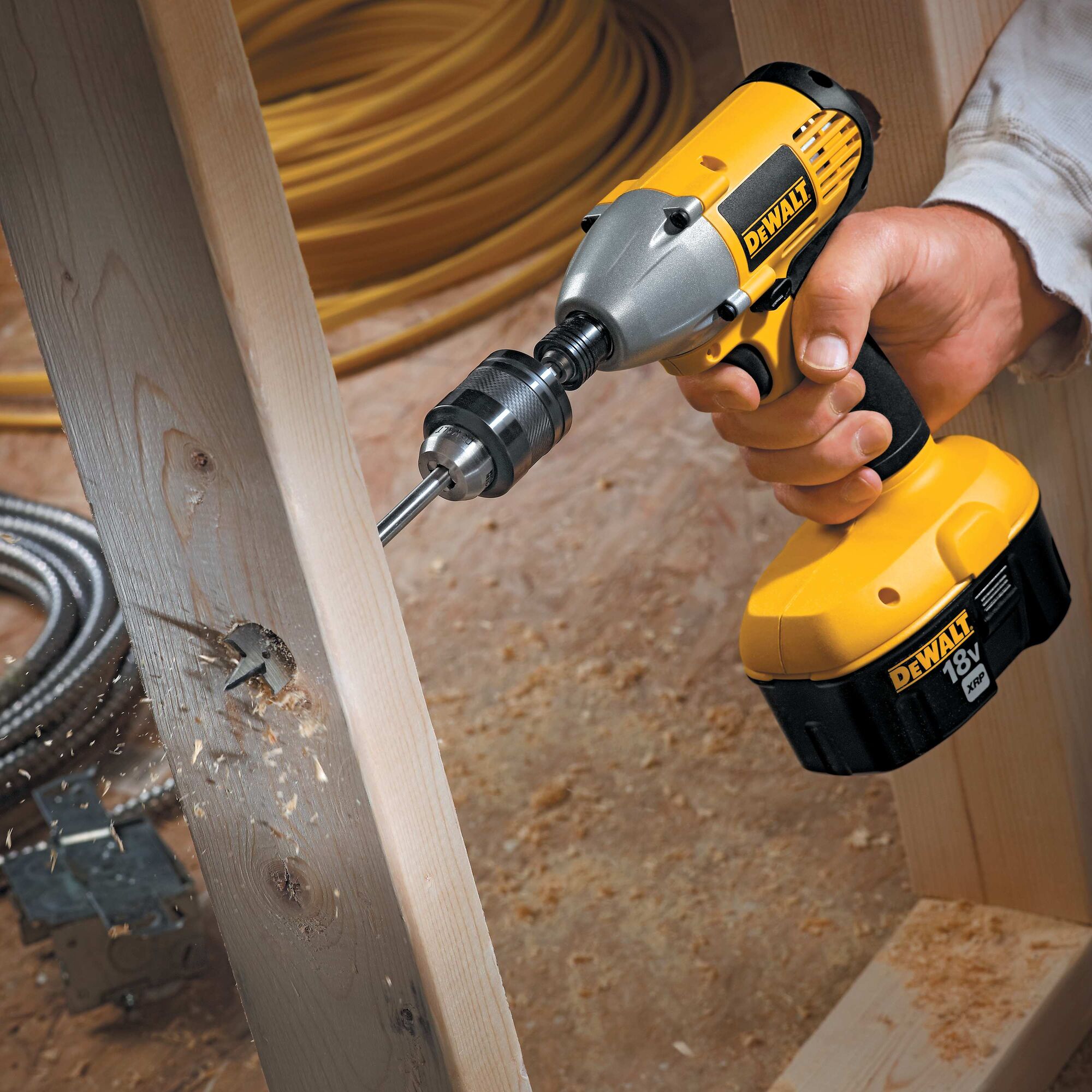 Dewalt hammer store drill chuck