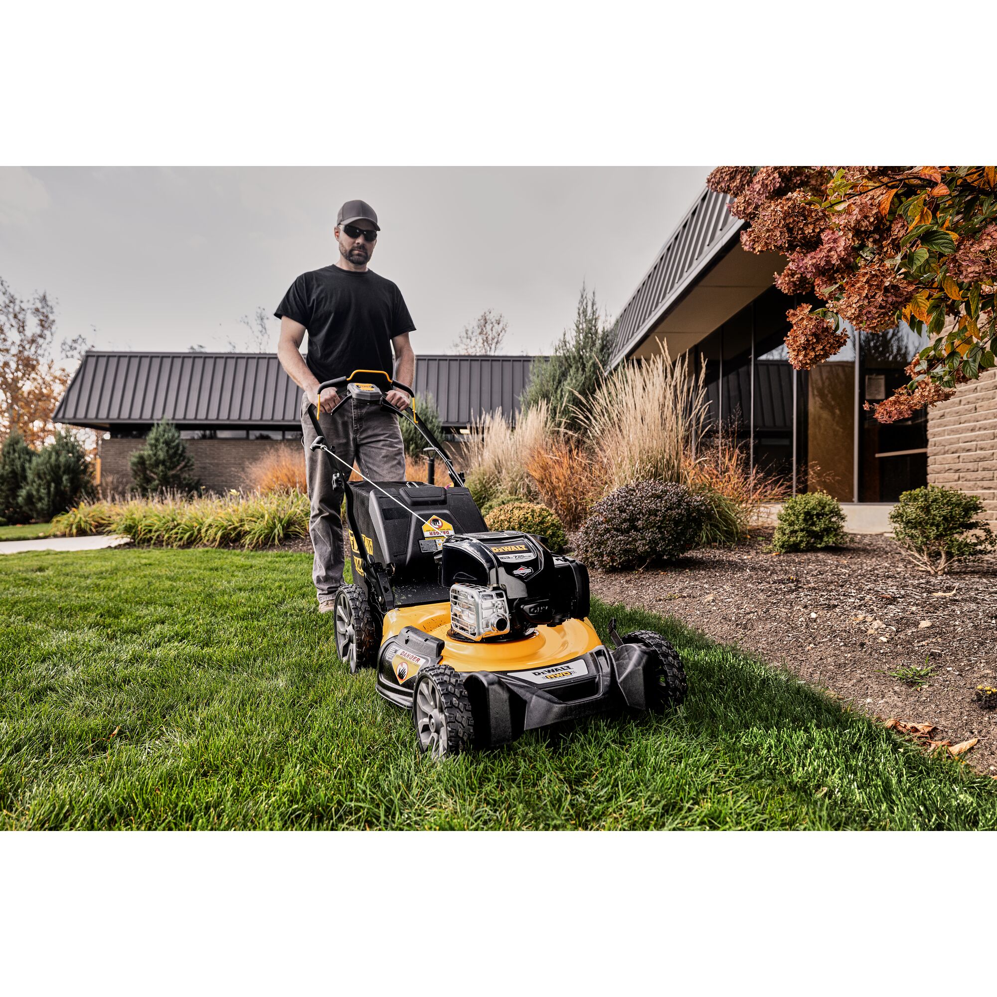 DEWALT 21 in. High Wheel Self Propelled RWD Mower DEWALT