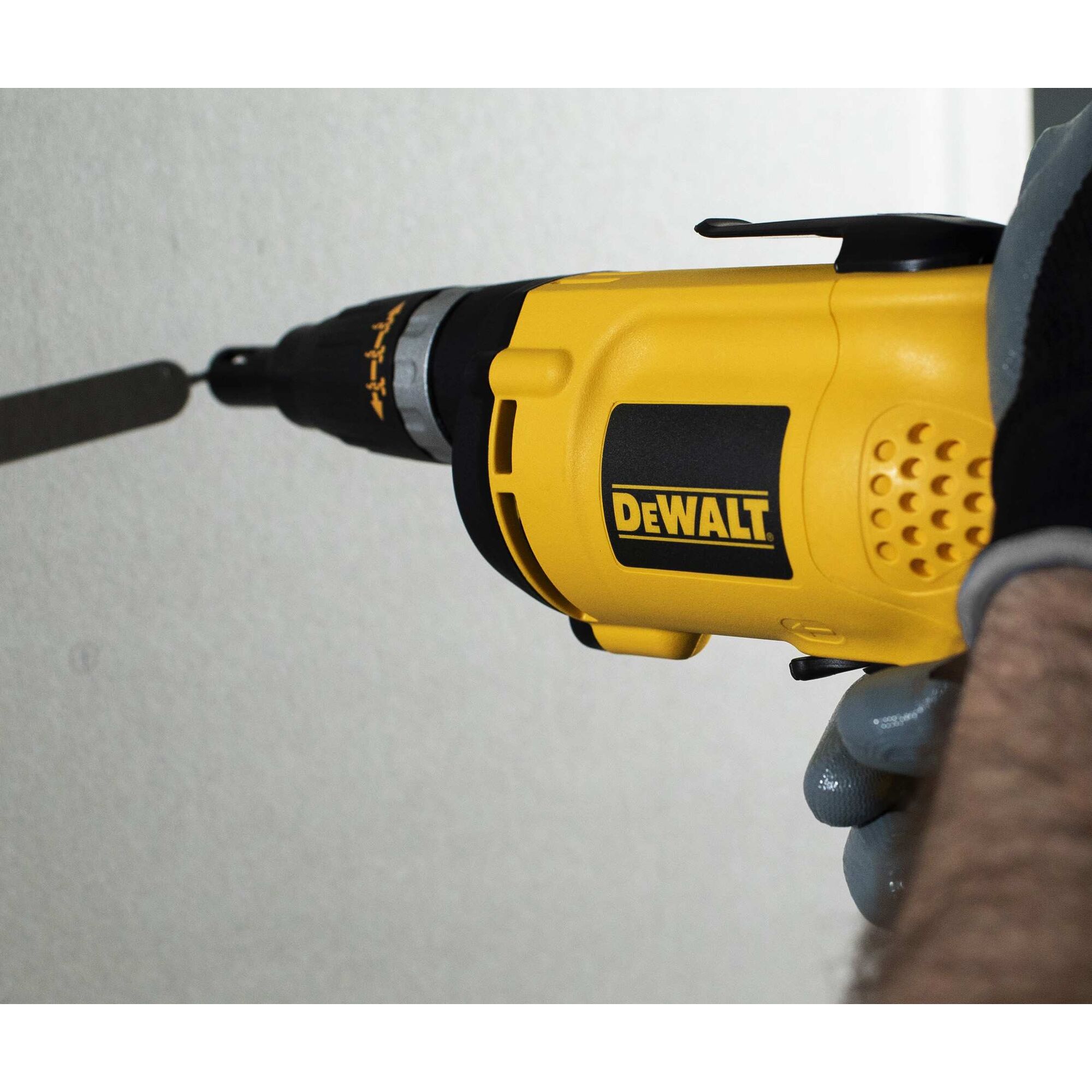 5 300 rpm High Speed VSR Drywall Screwgun DEWALT