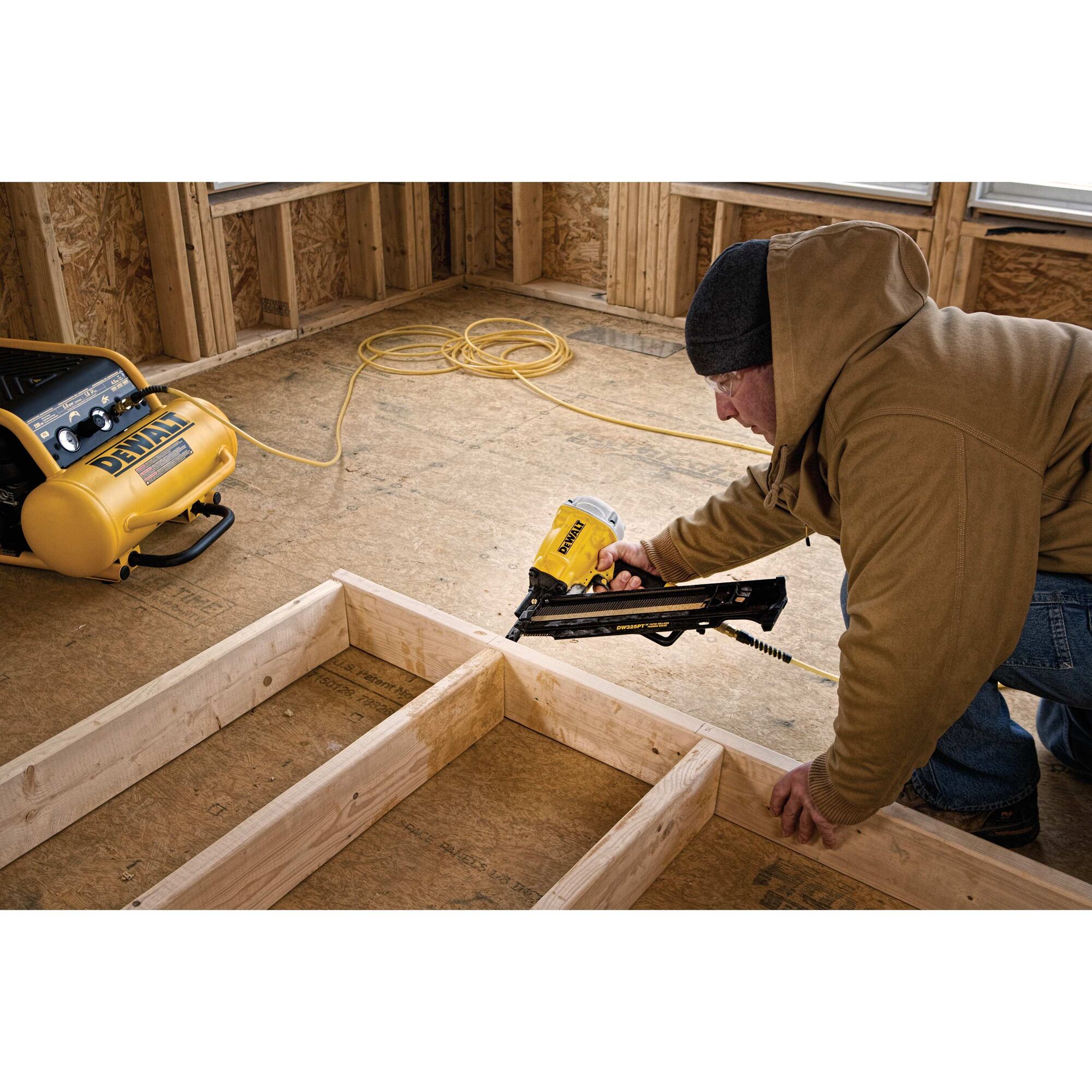 30 Degree Paper Tape Framing Nailer DEWALT