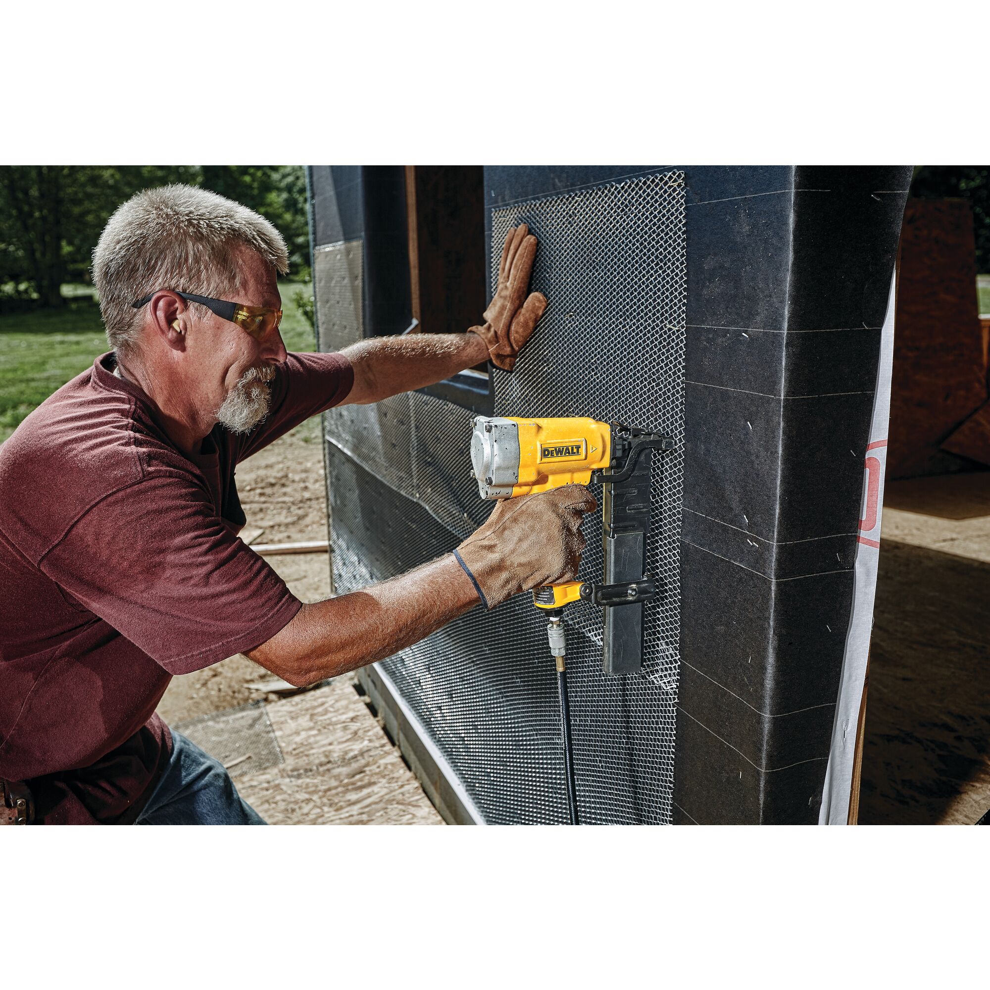 Dewalt crown staple online gun